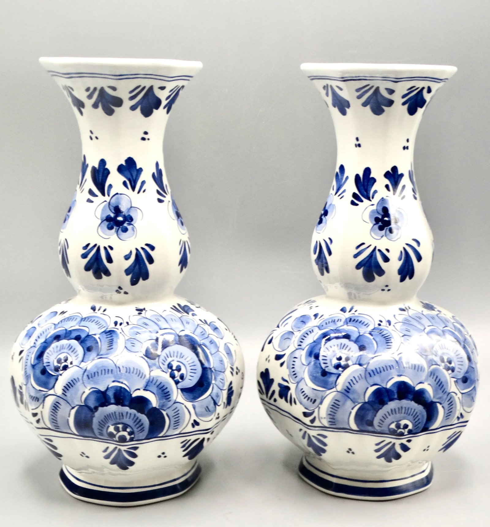 Lobed Bulbous Dutch Delft Vases Hand Painted, a Matched Pair - 8