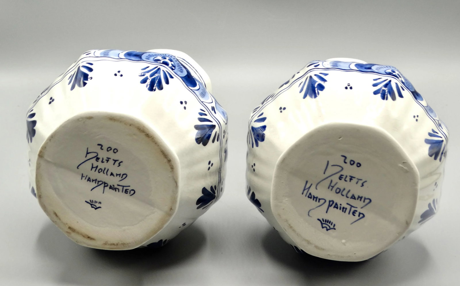 Lobed Bulbous Dutch Delft Vases Hand Painted, a Matched Pair - 9