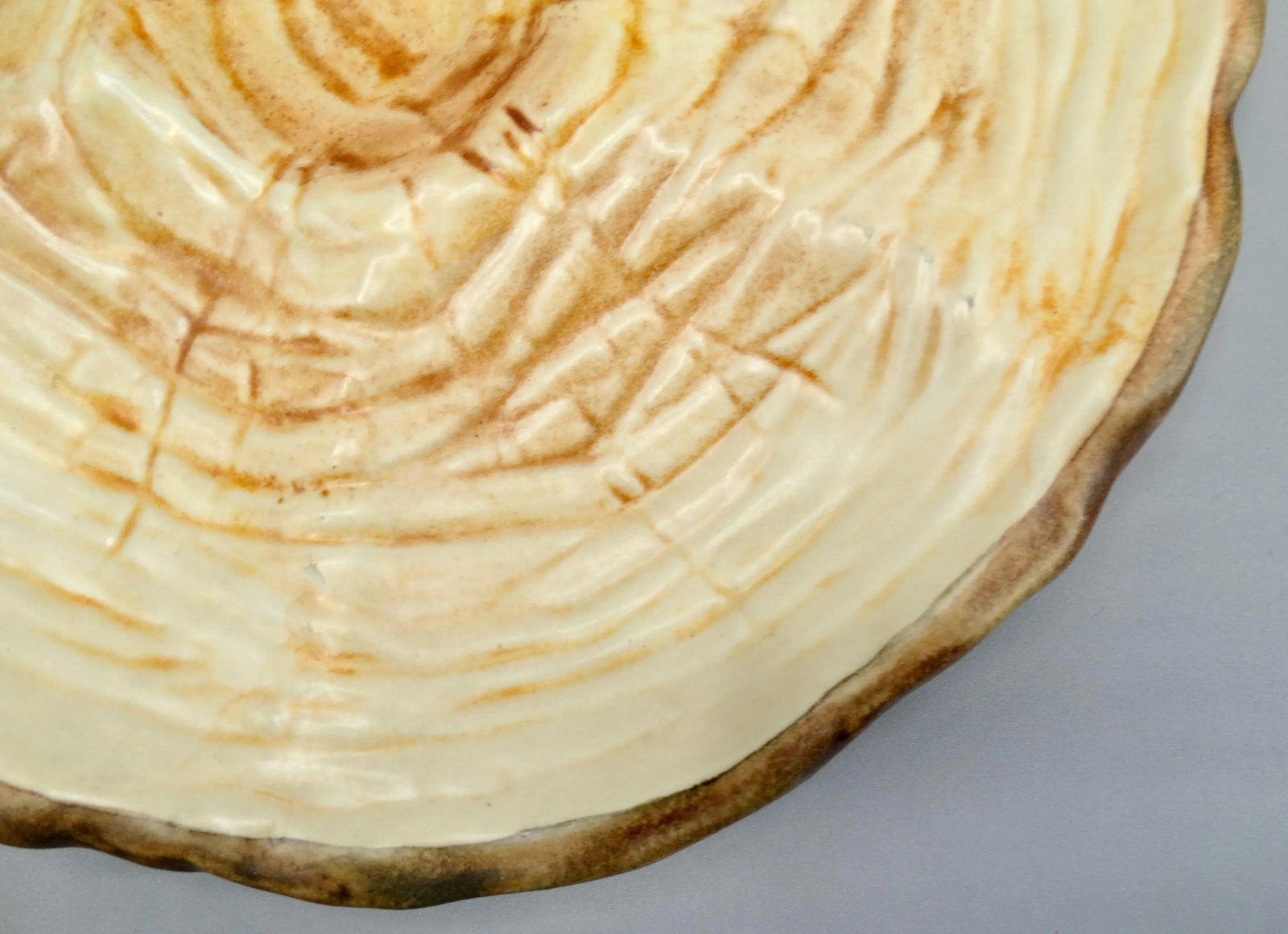French Trompe l'Oeil Faux Bois Glazed Organic Oyster Plate - 5