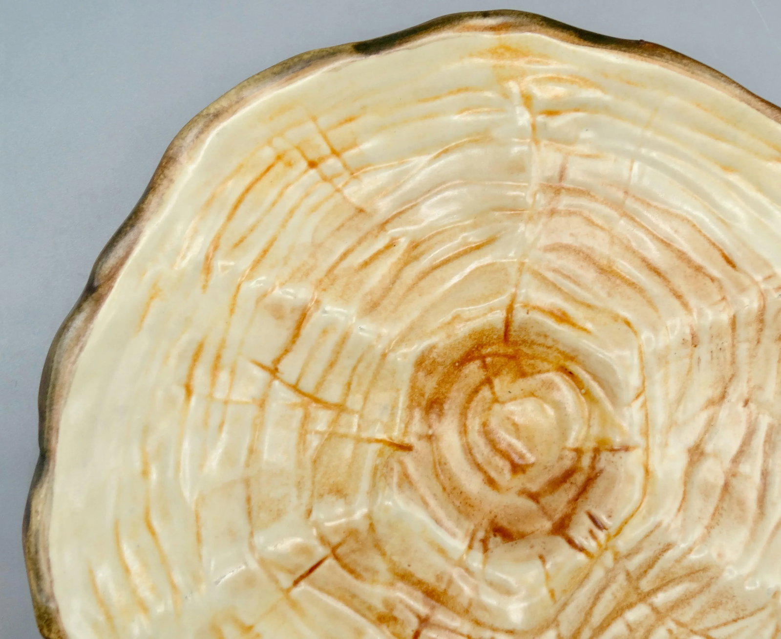 French Trompe l'Oeil Faux Bois Glazed Organic Oyster Plate - 9