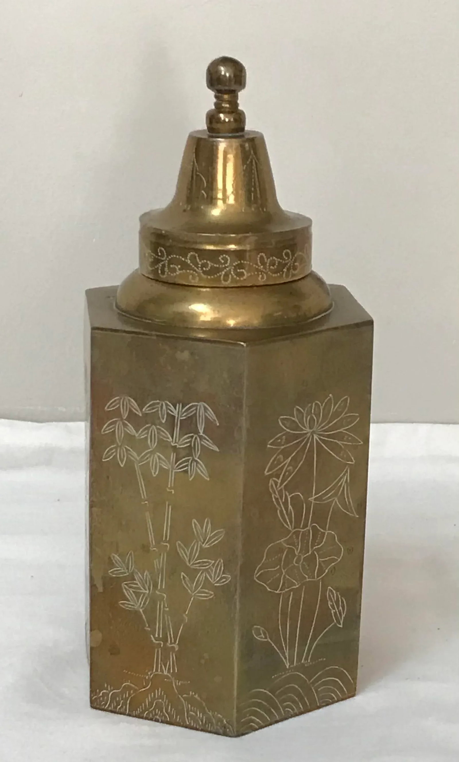 Vintage Chinese Brass Chinoiserie Engraved Tea Caddy - 4