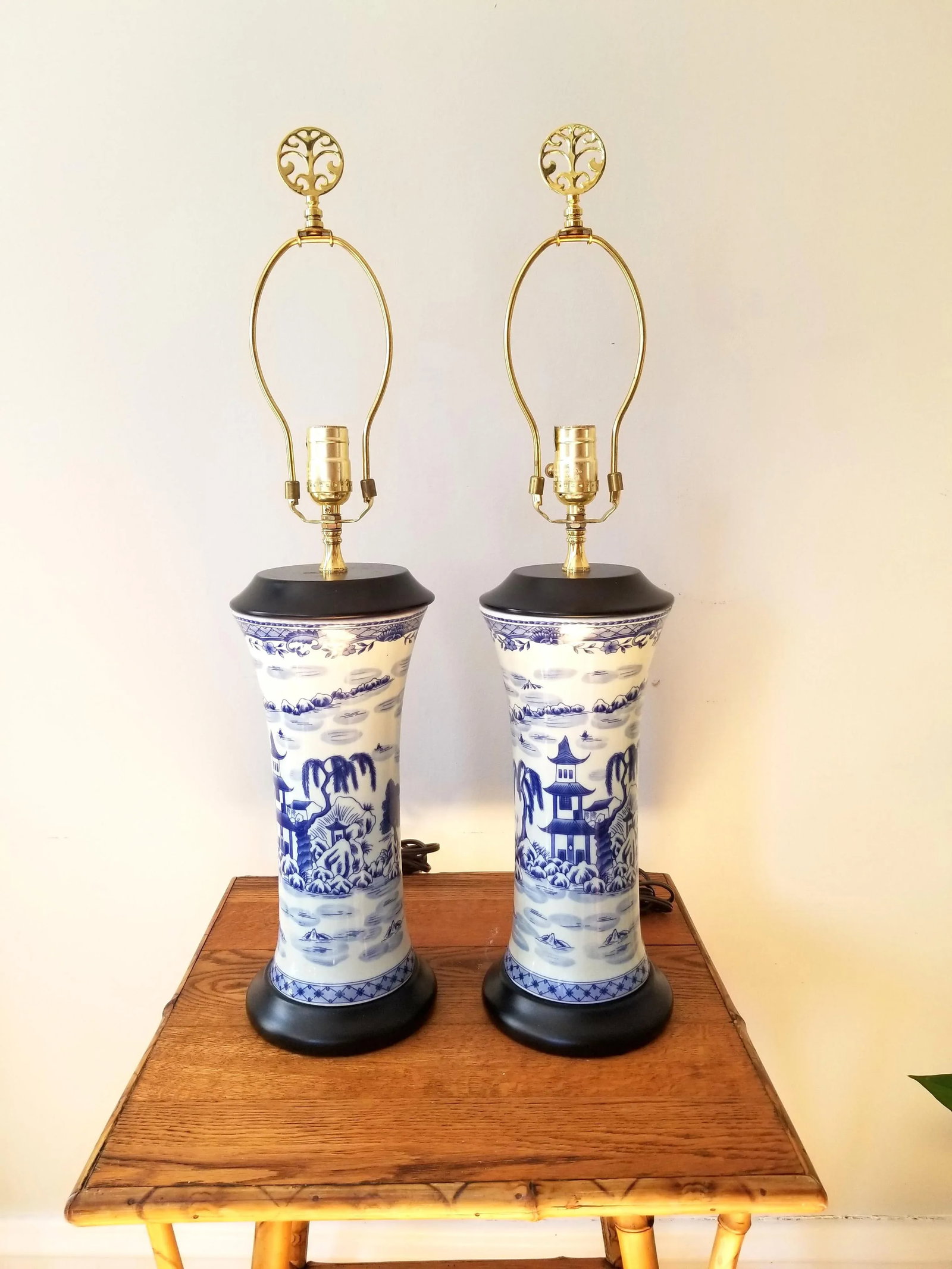 Late 20th Century Asian Brush Pot Blue and White Lamps - a Pair - 11