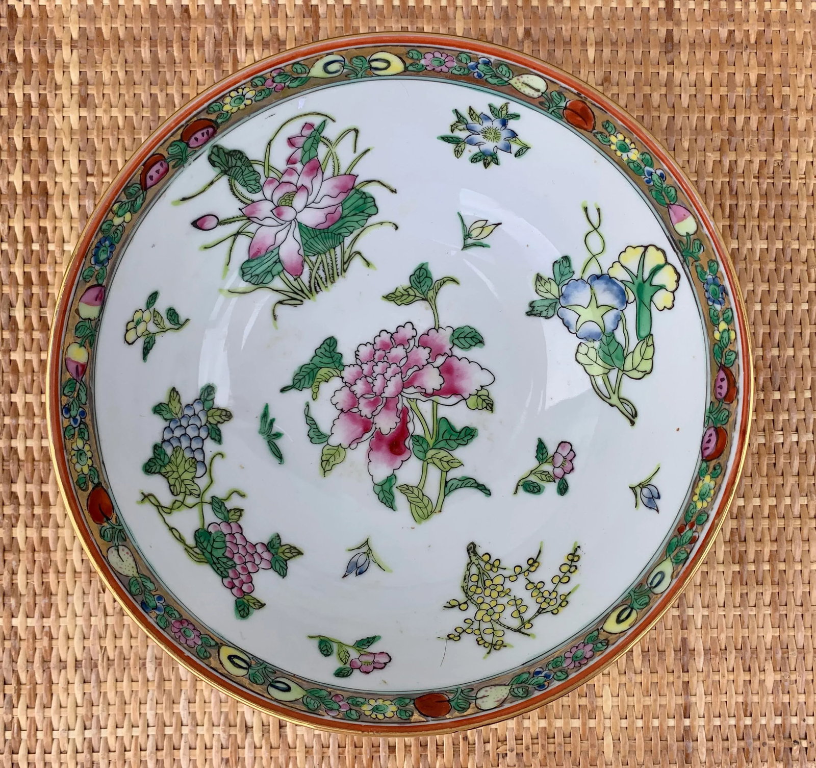 Asian Famille Rose Floral Painted Porcelain Bowl With Gilt Accents - 2