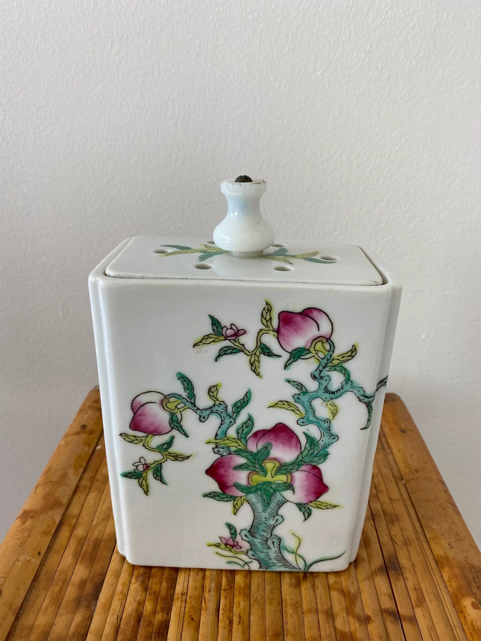 Mid 20th Century Chinoiserie Plum Jardiniere - 4