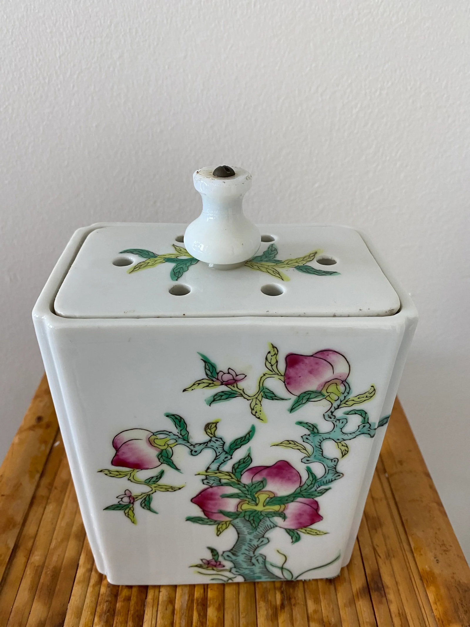 Mid 20th Century Chinoiserie Plum Jardiniere - 5