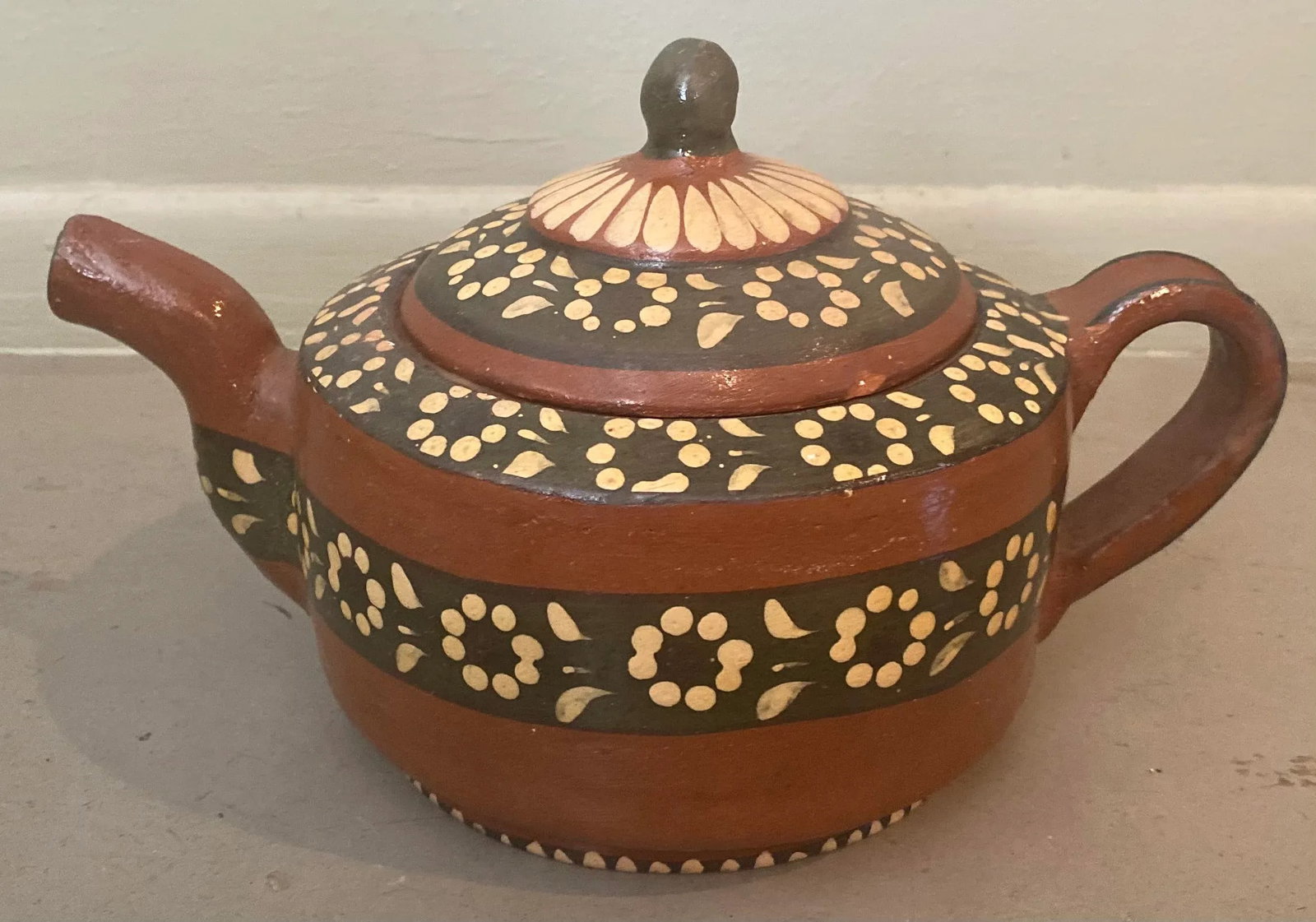 Mid 20th Century Mexican Bandera Ware Decorated Teapot - 7