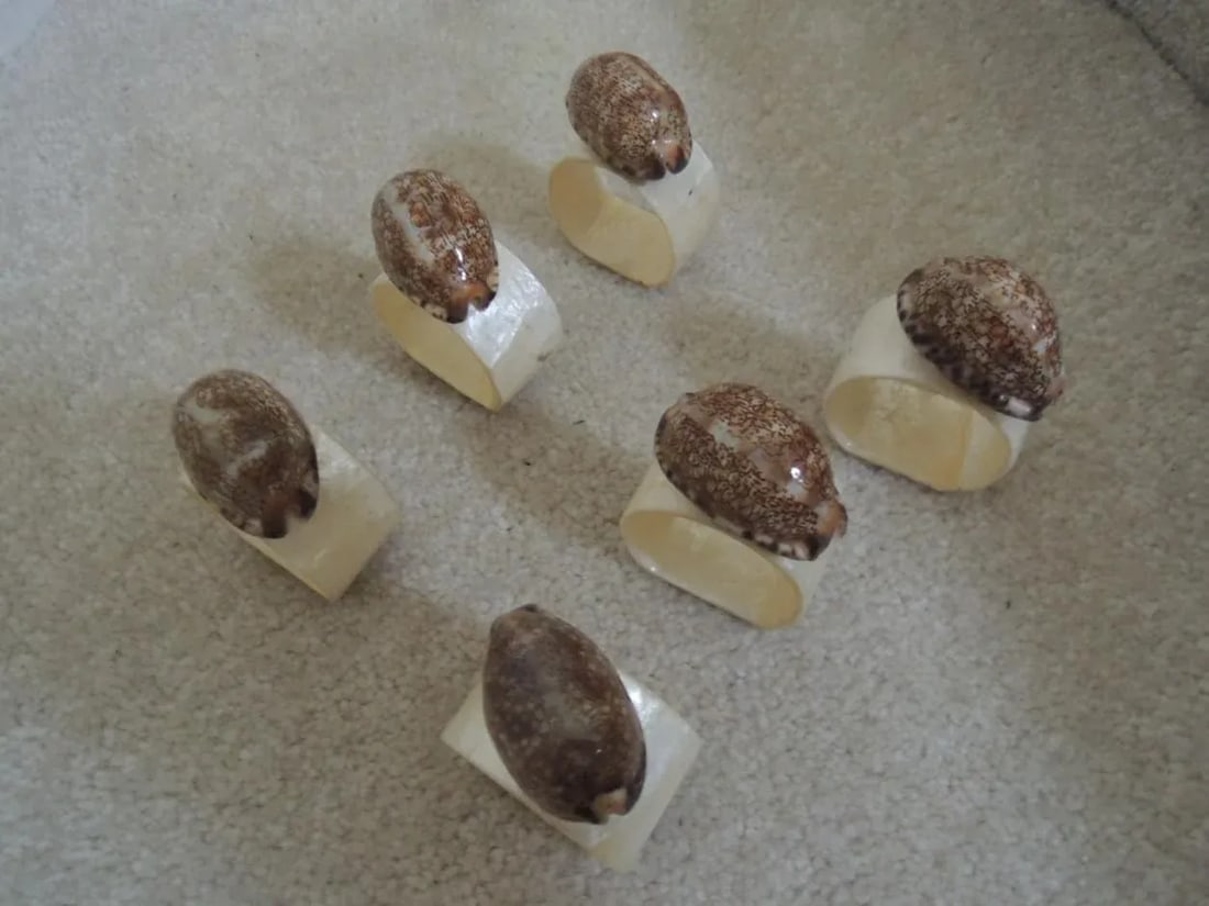 1960s Mother of Pearl and Shell Napkin Rings - Set of 6 - 2