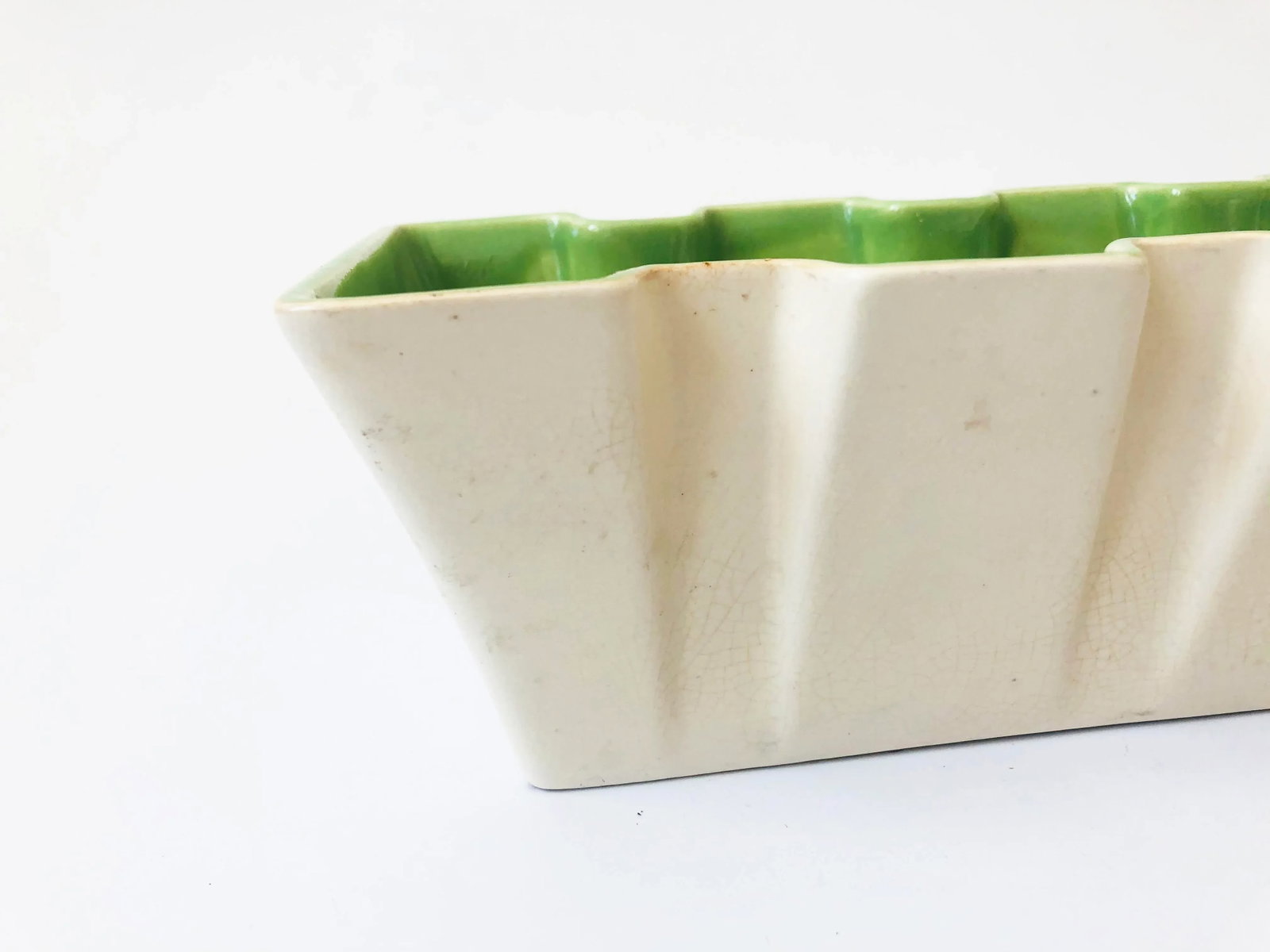 Mid Century Two Toned Pottery Tray With Green Interior - 4