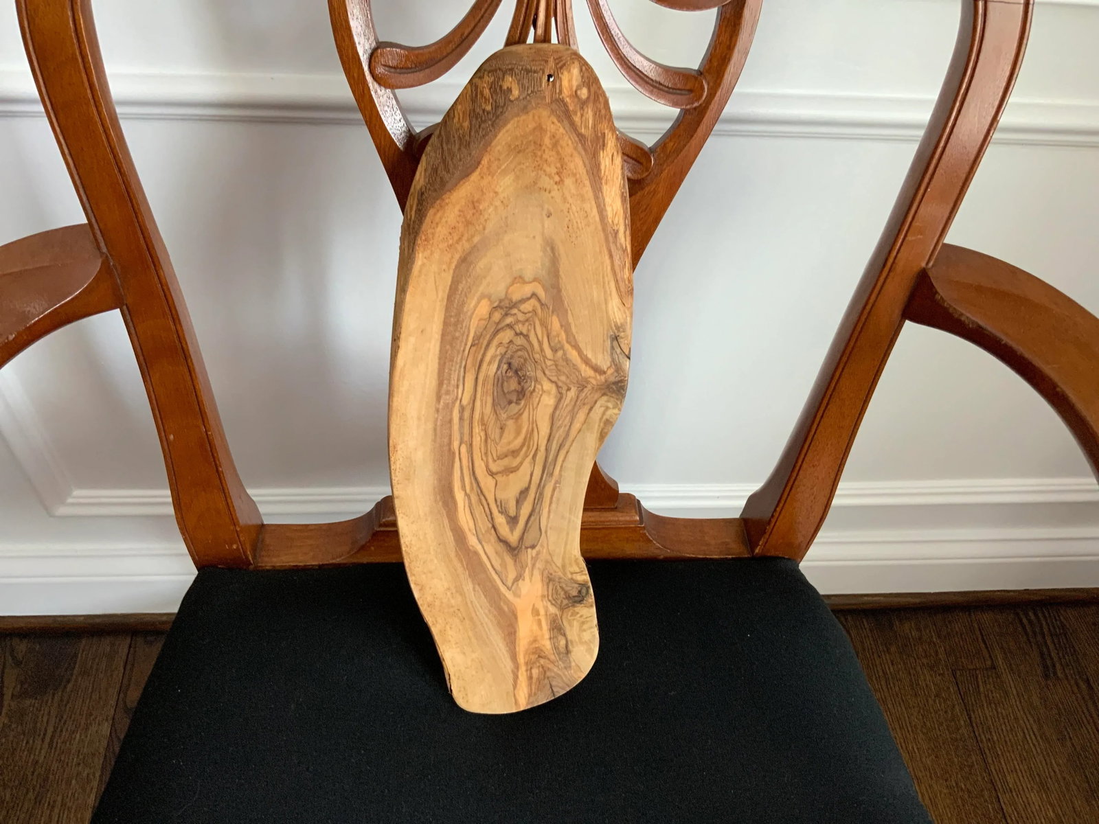 1970s Rustic Wooden Charcuterie Board With Live Edges - 7
