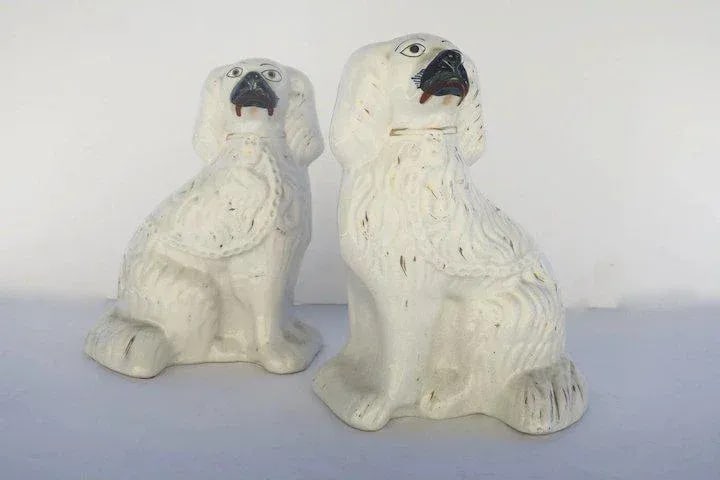 19th Century English Staffordshire Spaniels Dogs White Gilt Highlights Collar - A Pair - 2