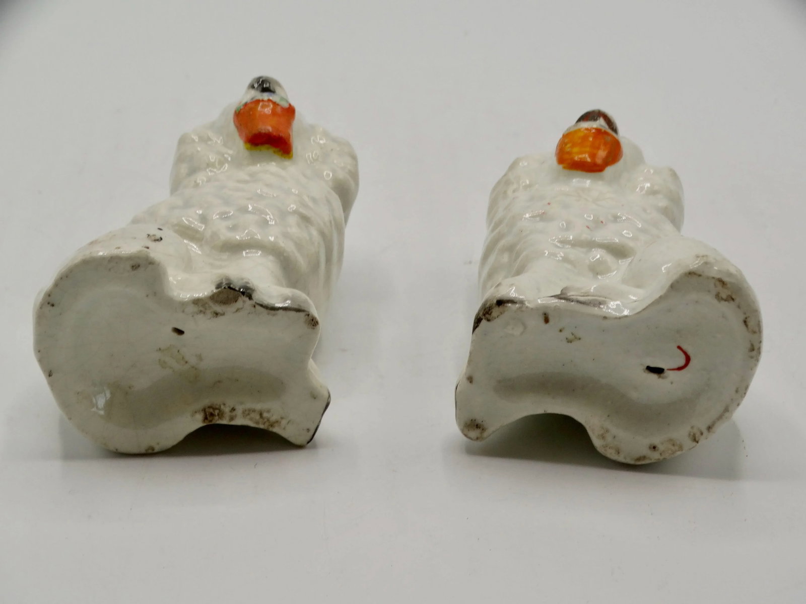 Antique English Staffordshire Dogs With Baskets, a Pair - 7