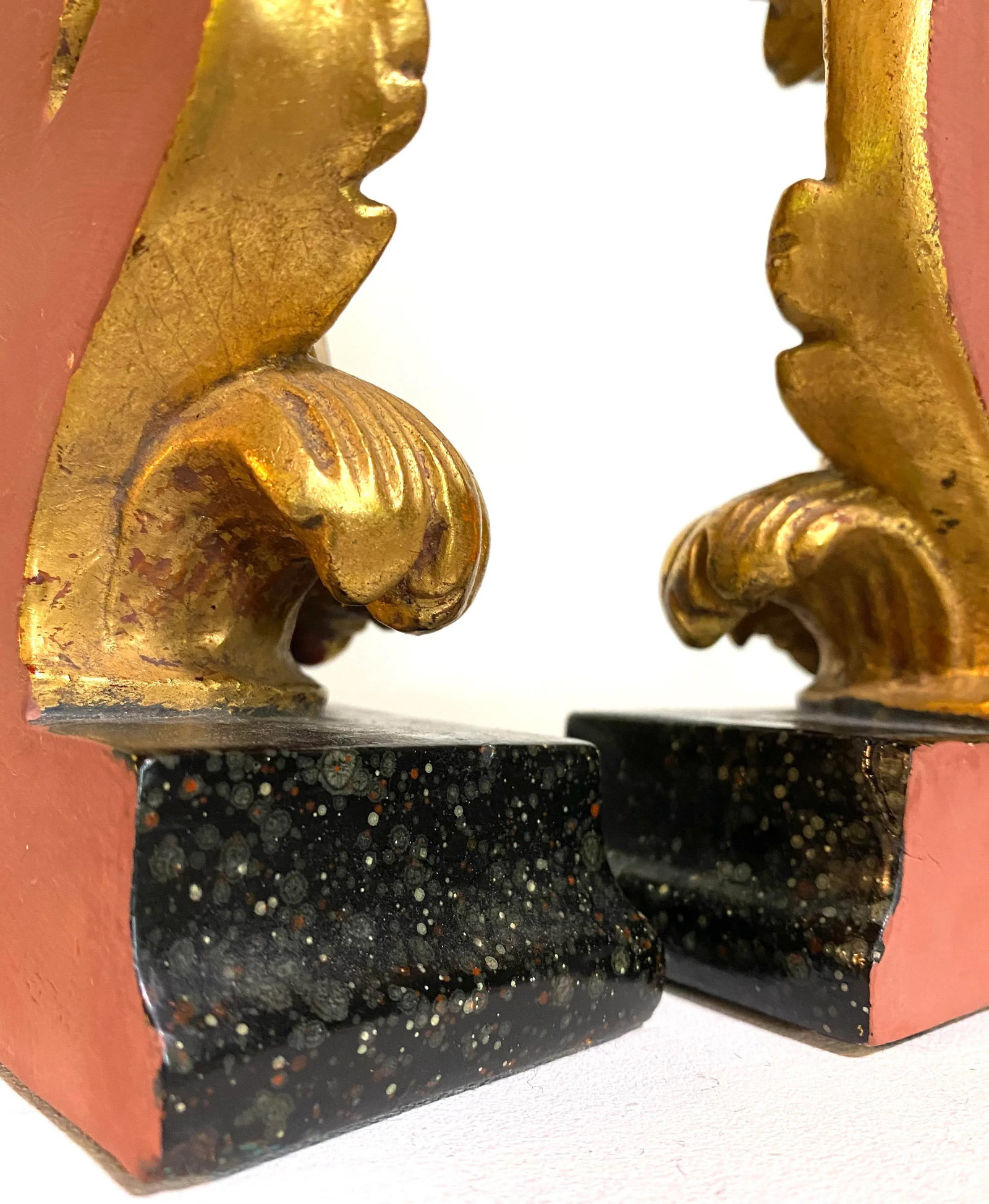 1930s Borghese Corinthian Gold Gilt Bookends - a Pair - 11