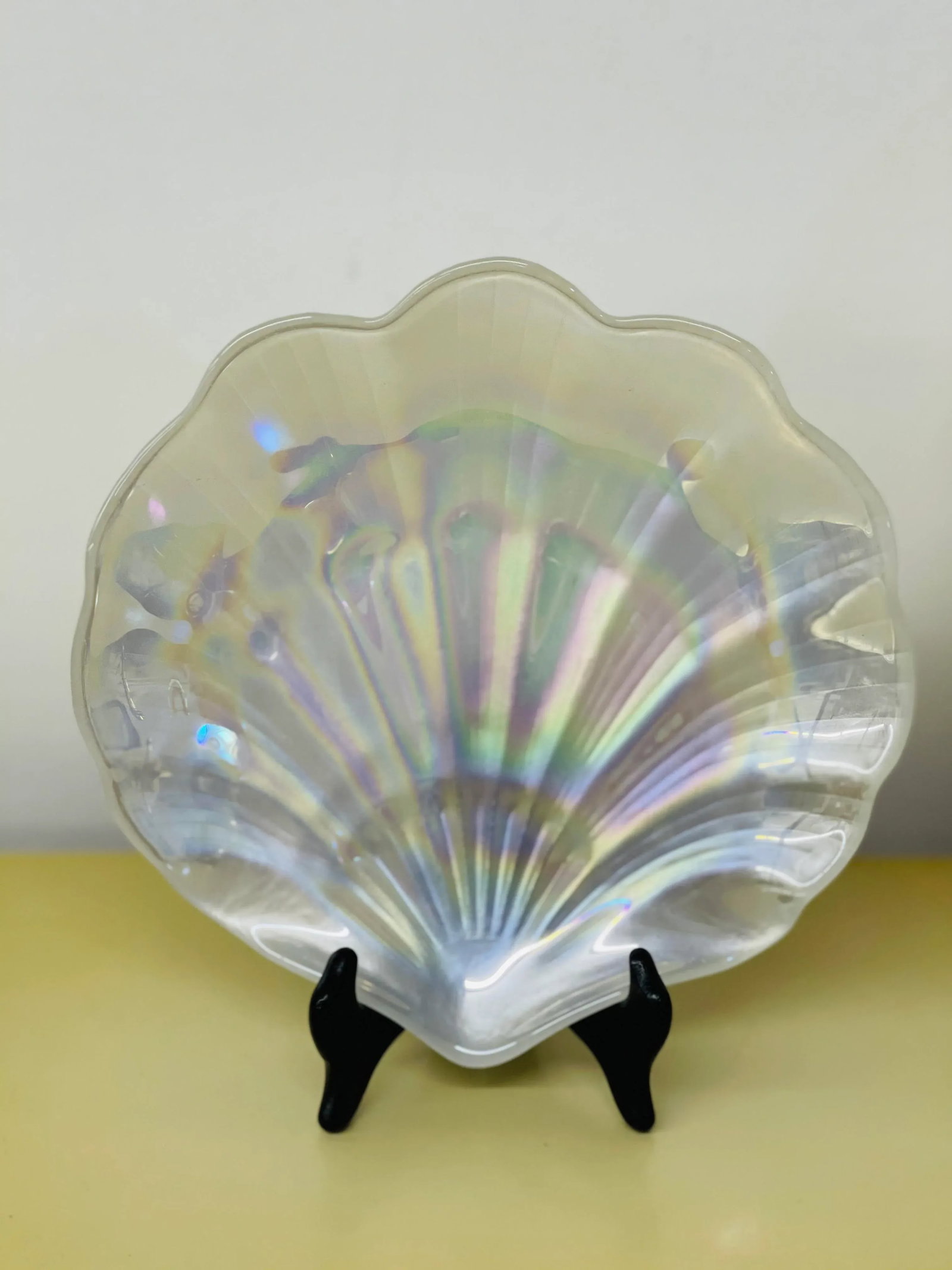 Pearlescent Seashell Plate Set - 7