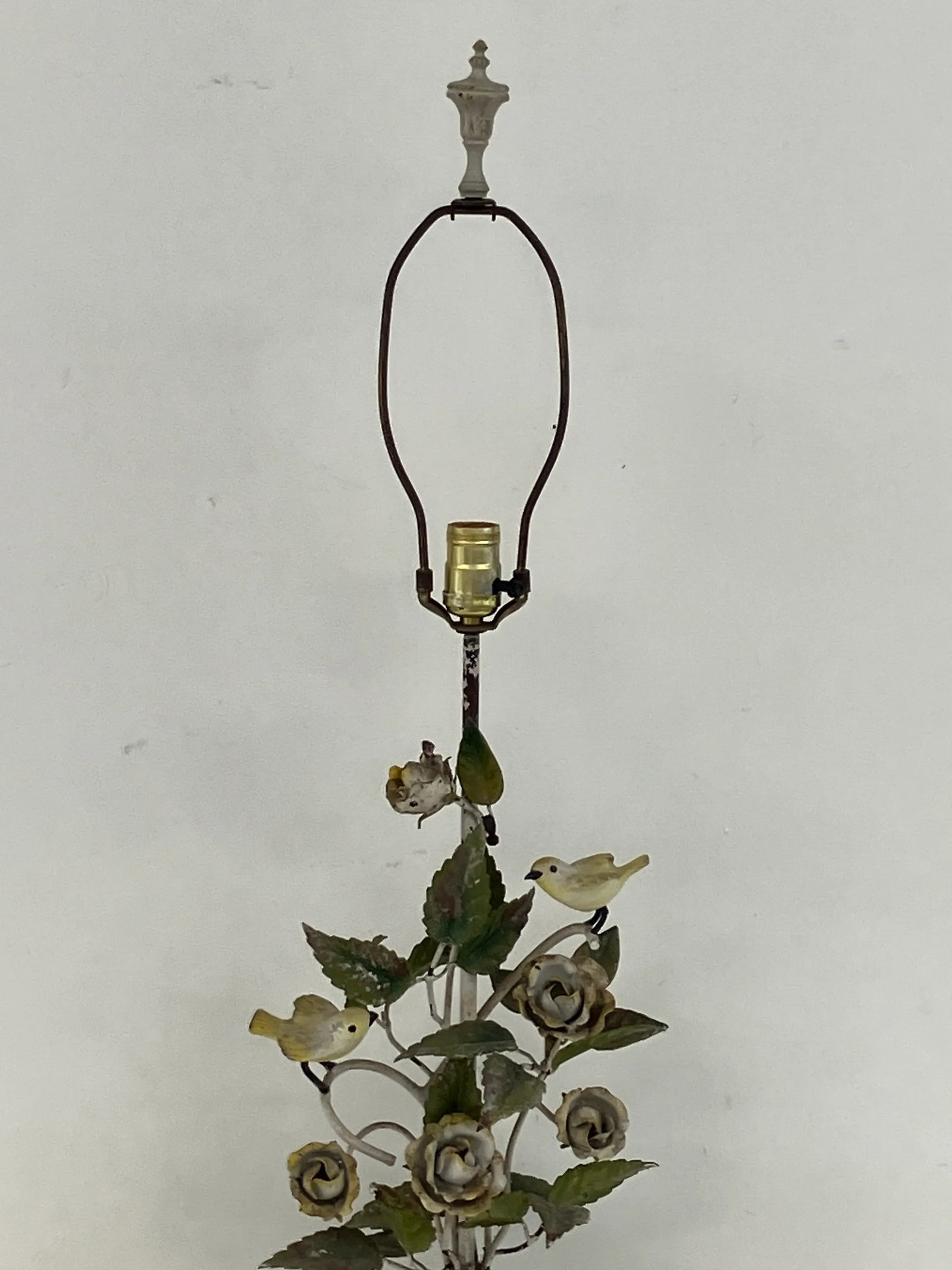 Vintage Italian Tole Bird & Floral Table Lamp, Cottagecore, Circa 1950s - 2