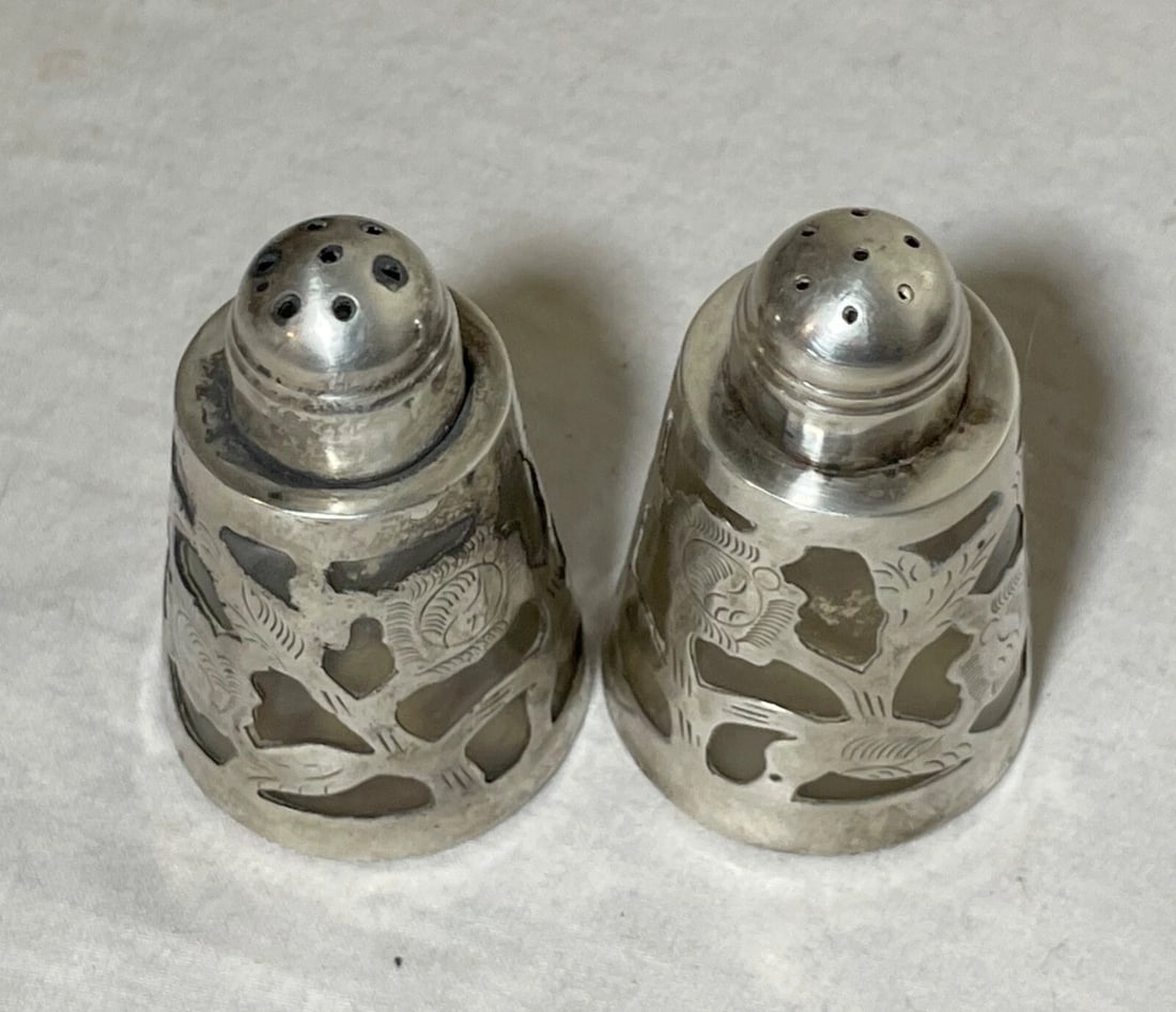 Pair Vintage Mexican Openwork 925 LHM Sterling Silver Glass Salt & Pepper Shaker - 3