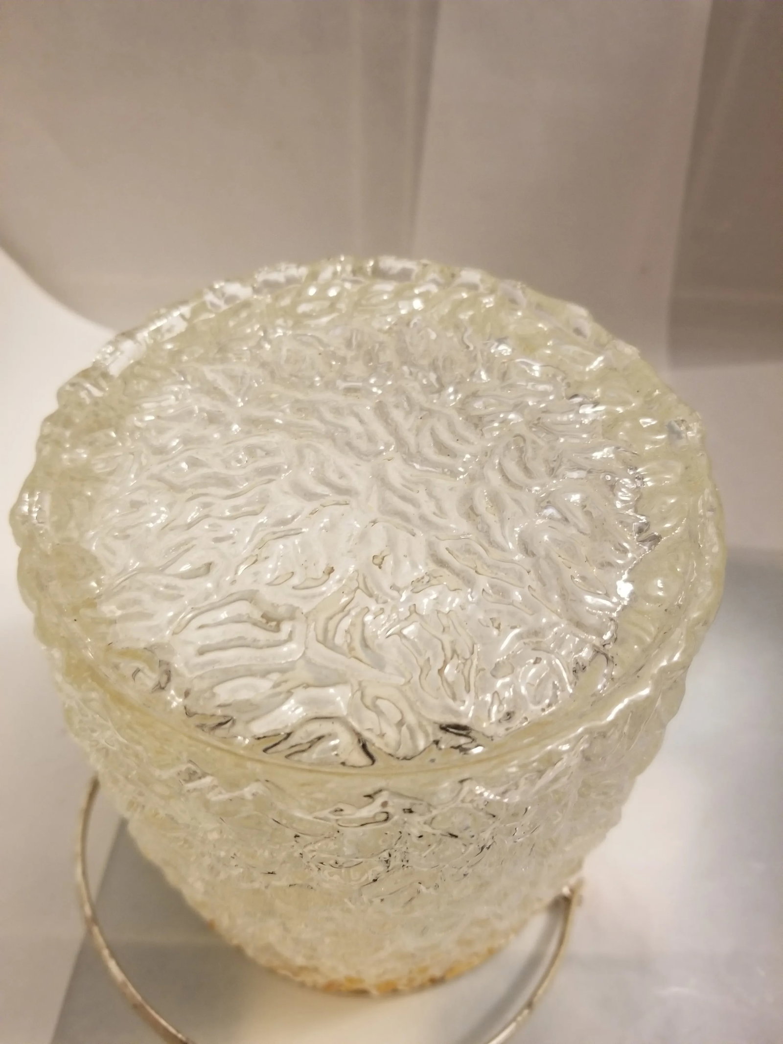 Mid-Century Modern Cut Glass Ice Bucket W/ Silverplate Trim & Handle - 4