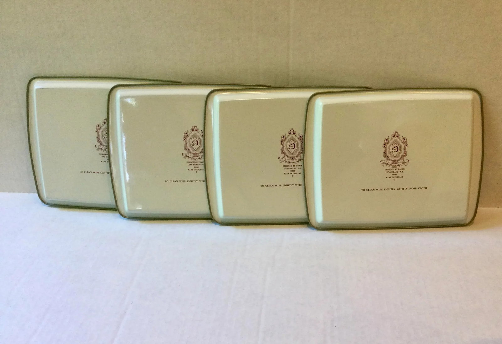 Vintage Daher Cherry Blossom Butterfly Trays- Set of 4 - 3