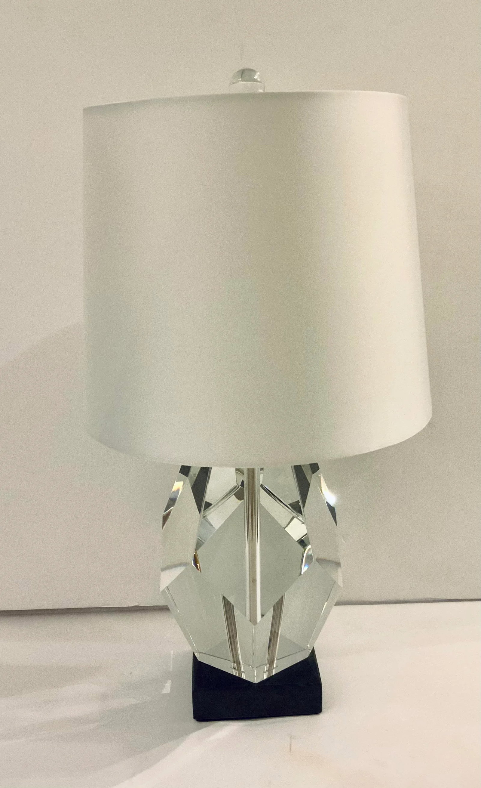 Global Views Modern Geometric Faceted Crystal Block Table Lamp - 5