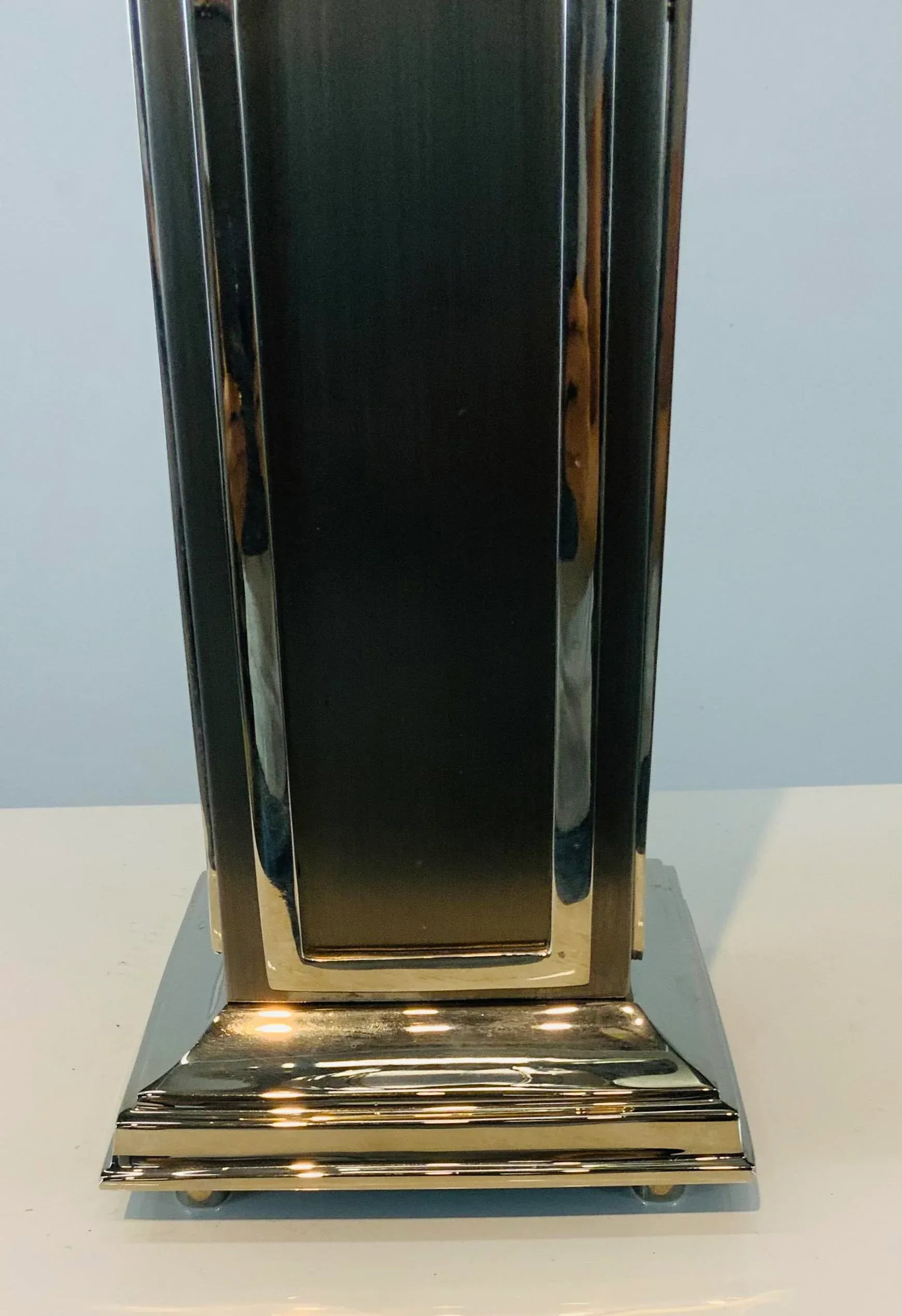 Global Views Modern Polished Nickel Grecco Table Lamp - 3