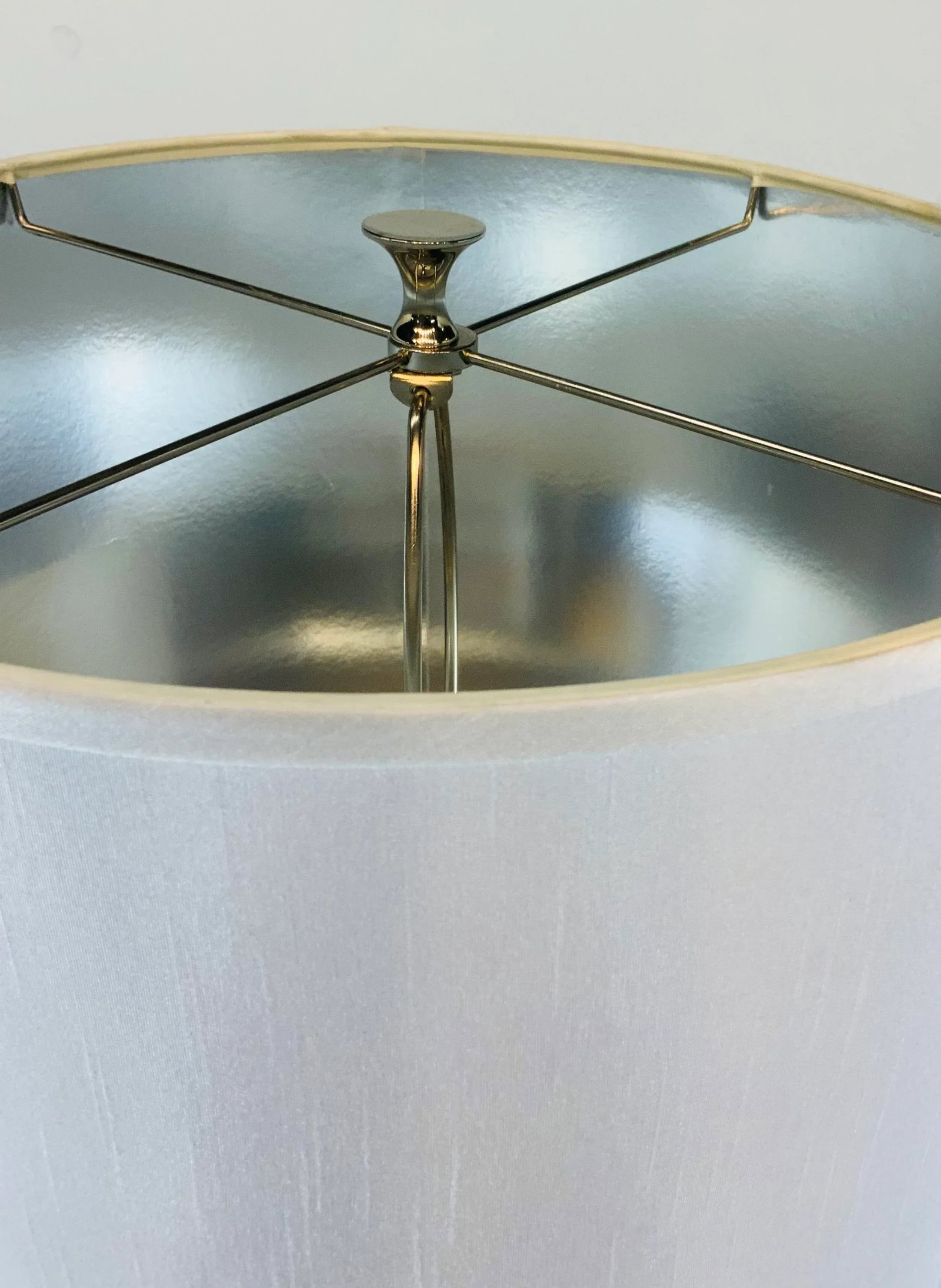 Global Views Modern Polished Nickel Grecco Table Lamp - 6