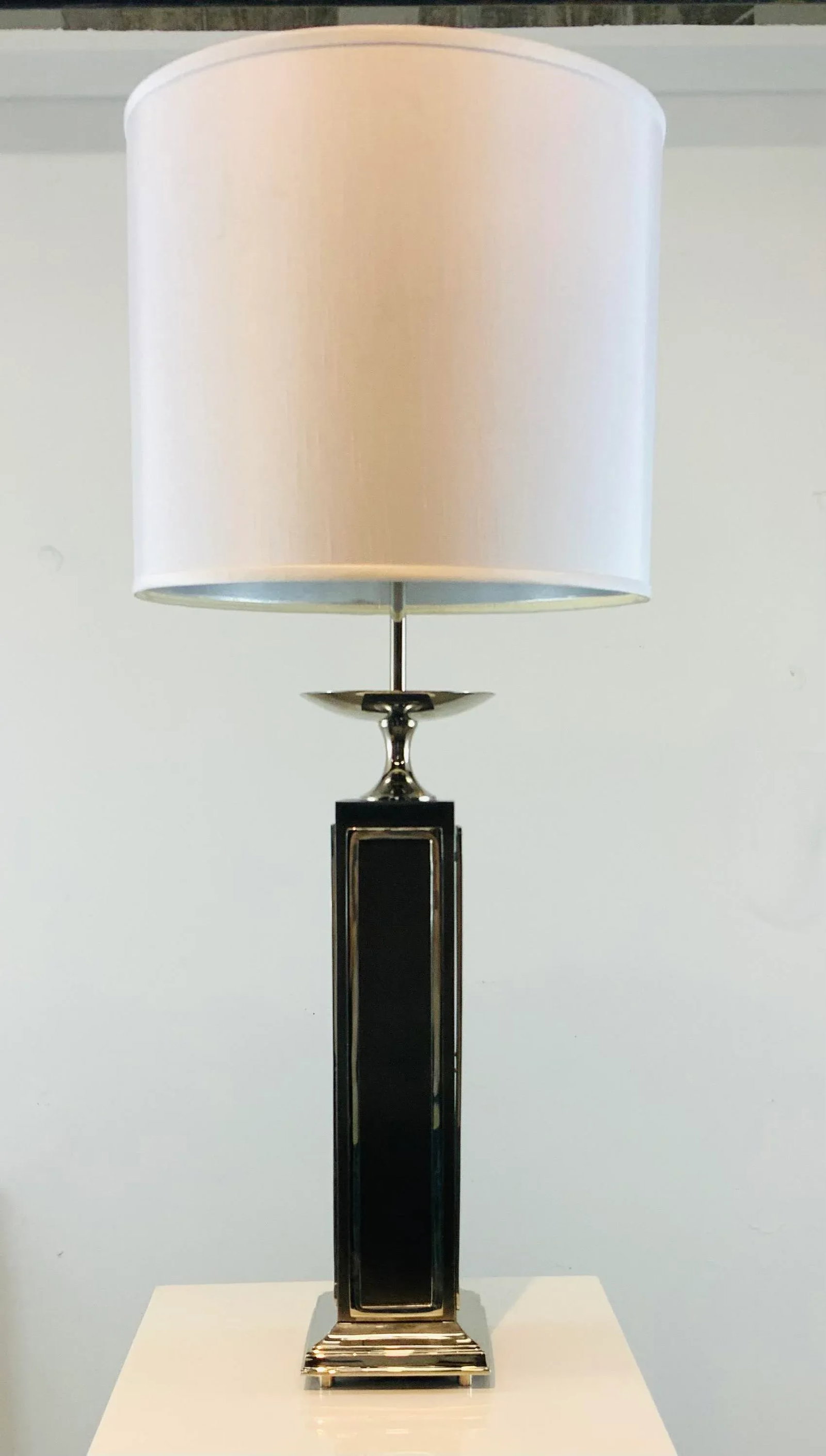Global Views Modern Polished Nickel Grecco Table Lamp - 8
