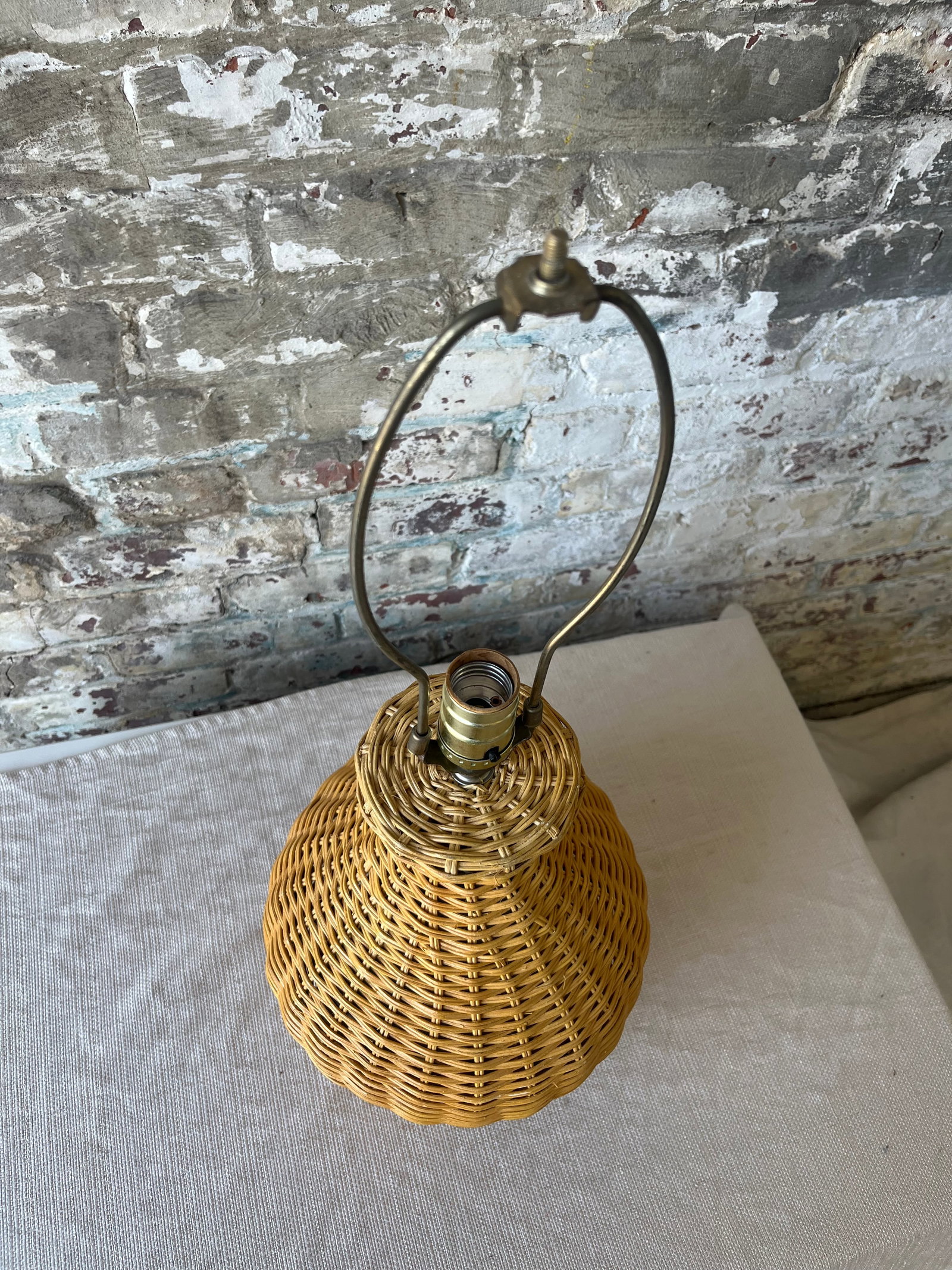 1960s Large Wicker Lamp - 7