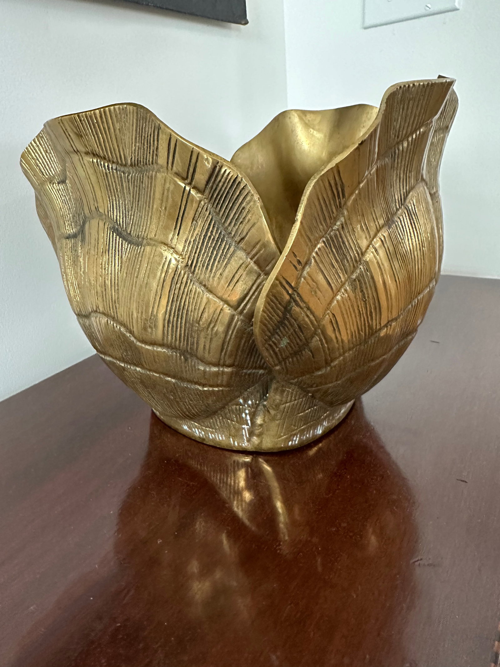 Vintage Mid-Century Brass Seashell Planter - 3