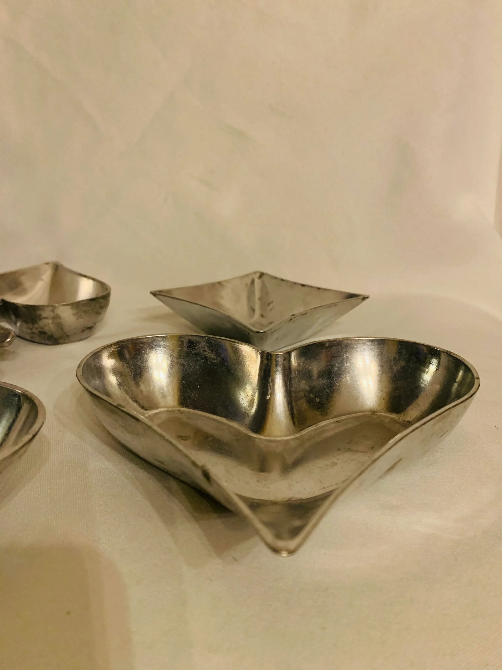 Vintage Tin/Aluminum Poker Nut Dishes- Set of 4 - 7