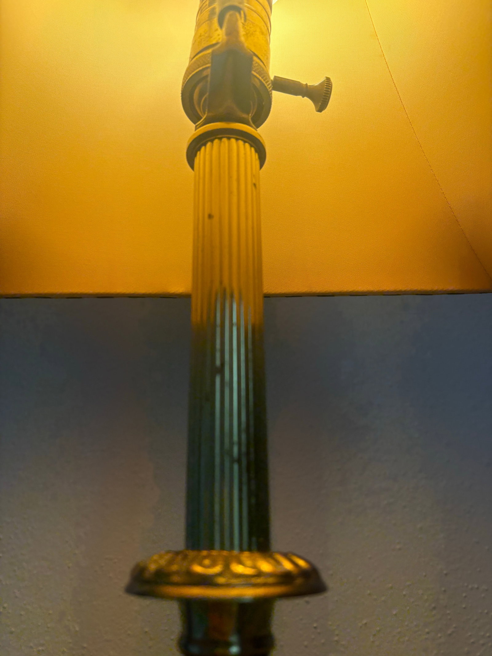 1960s Hollywood Regency Brass Ram Lamp With Silk Striped Shade - 3