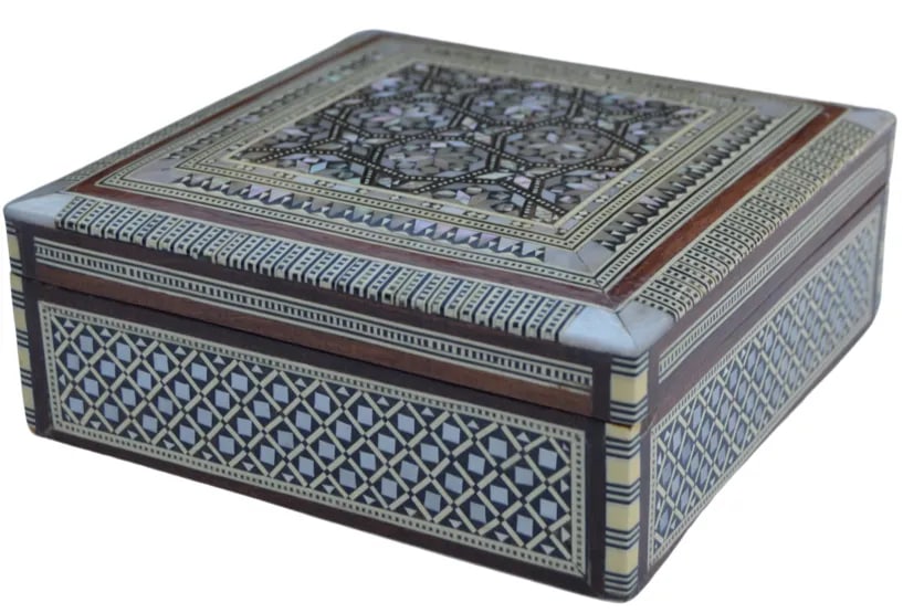 Vintage Moorish Mother-Of-Pearl Inlaid Box - 2