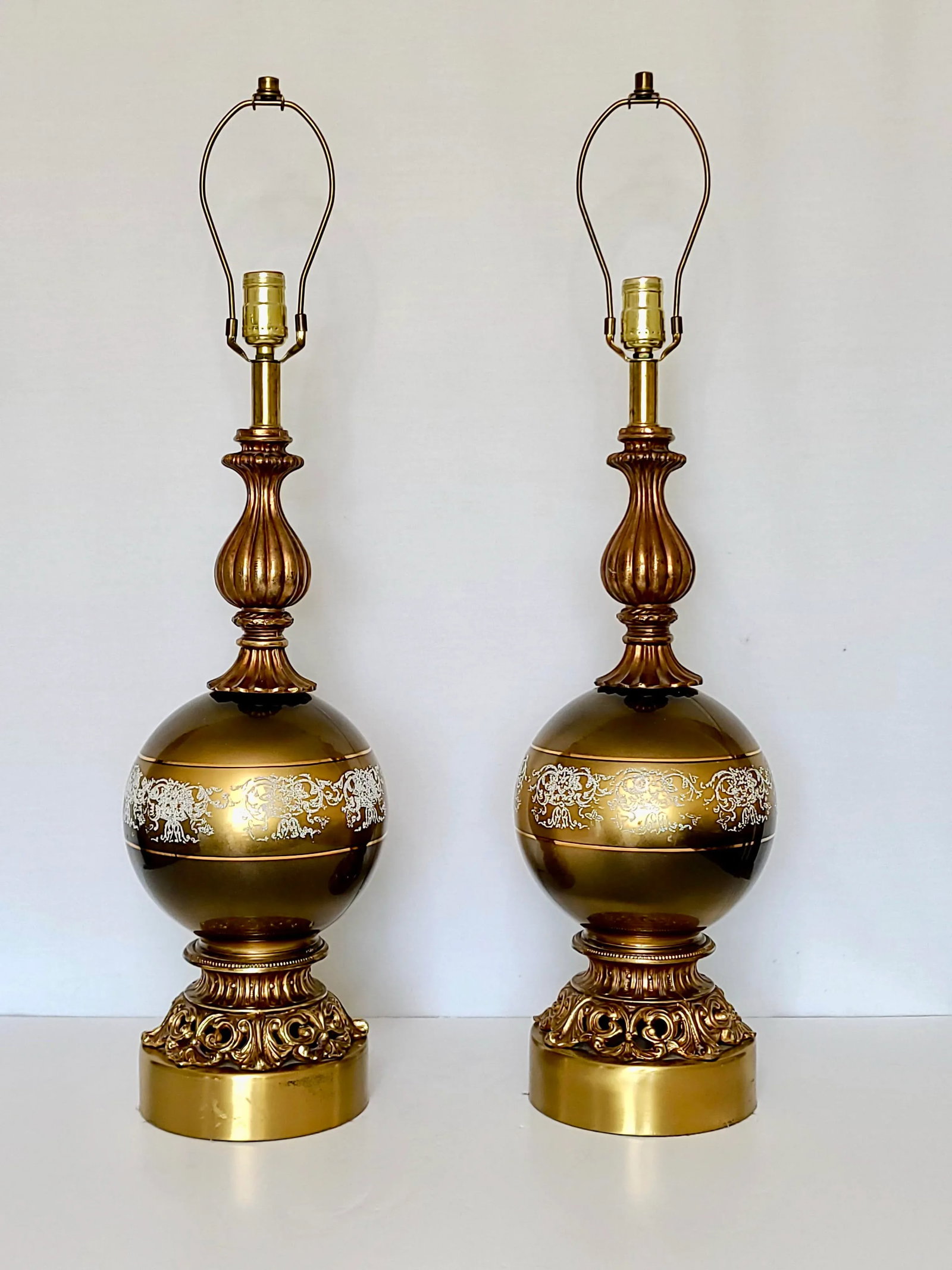 1950s Hollywood Regency Gold Satin Glass Cornell Table Lamps - a Pair - 11