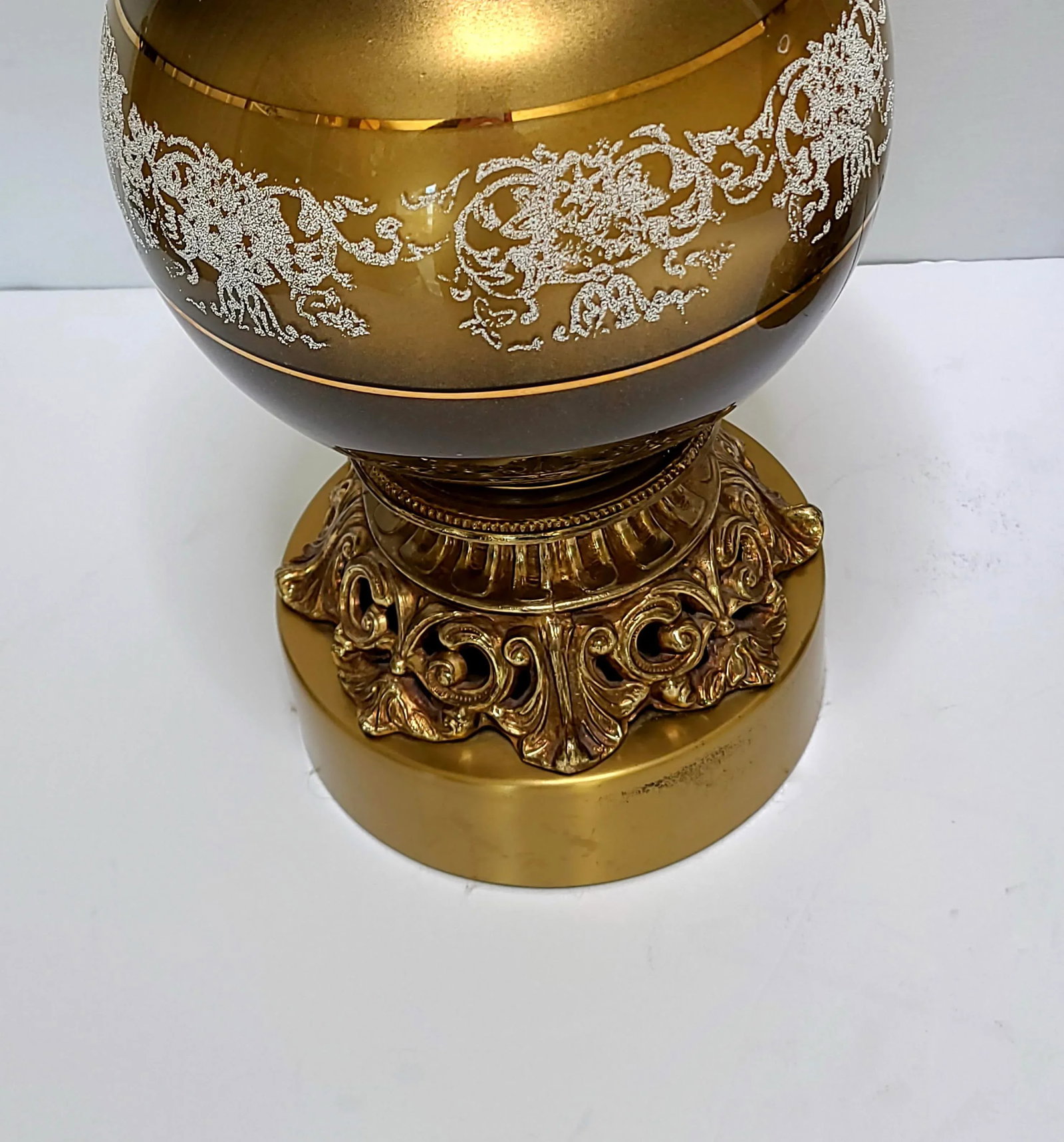1950s Hollywood Regency Gold Satin Glass Cornell Table Lamps - a Pair - 7