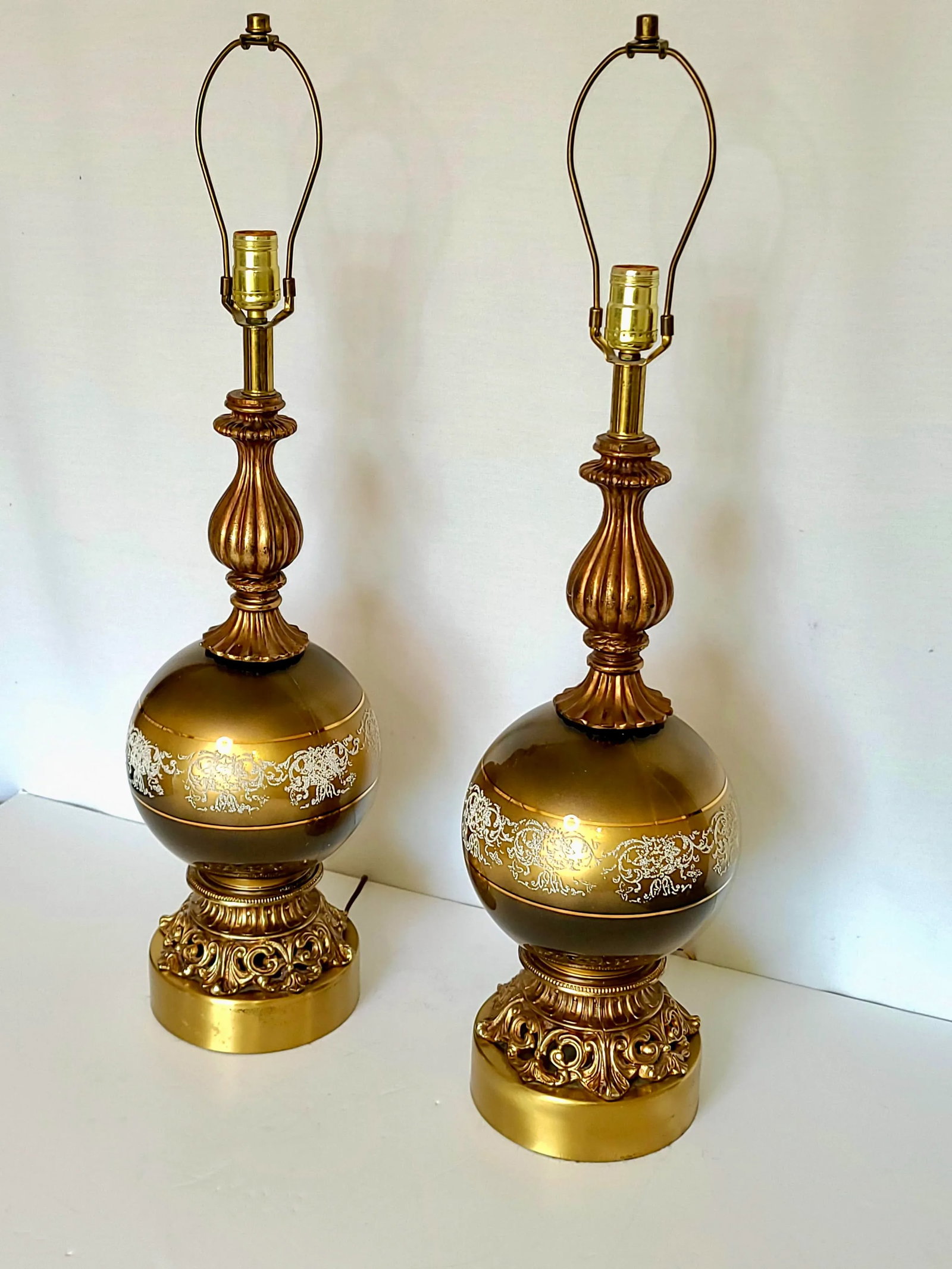 1950s Hollywood Regency Gold Satin Glass Cornell Table Lamps - a Pair - 8