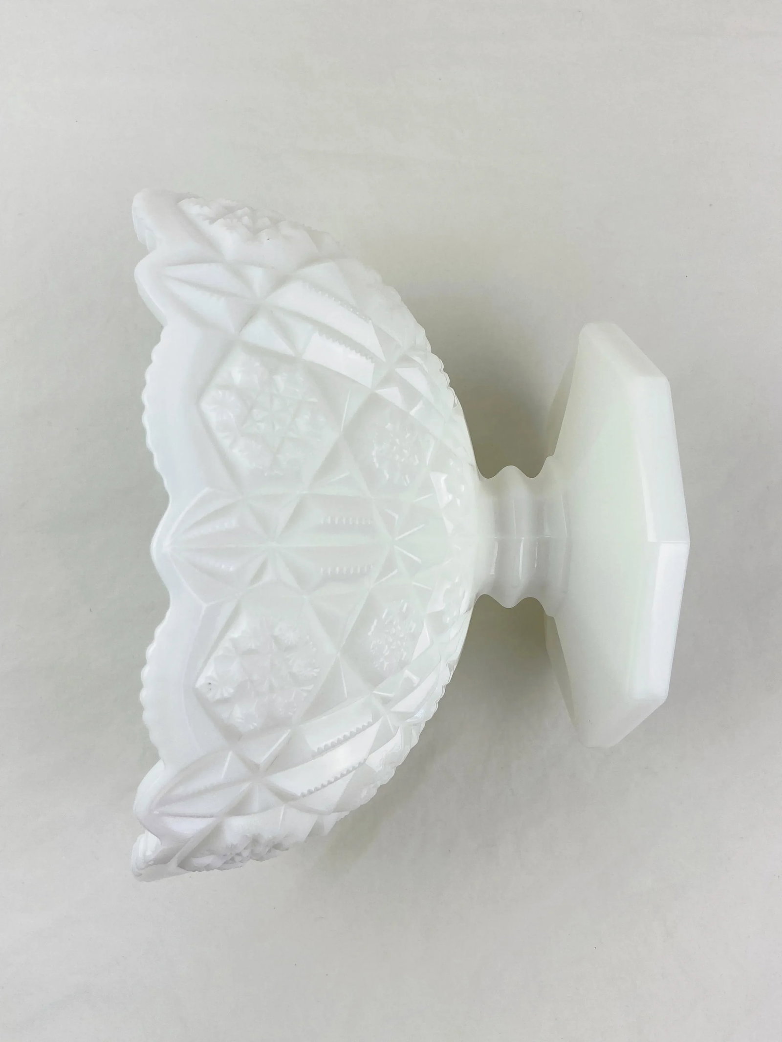1960s Kemple Toltec Milk Glass White Oval Pedestal Bowl - 3