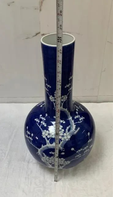 1950s Large Chinese Porcelain Blue & White Hand-Painted Cherry Blossom Long Neck Vase - 10