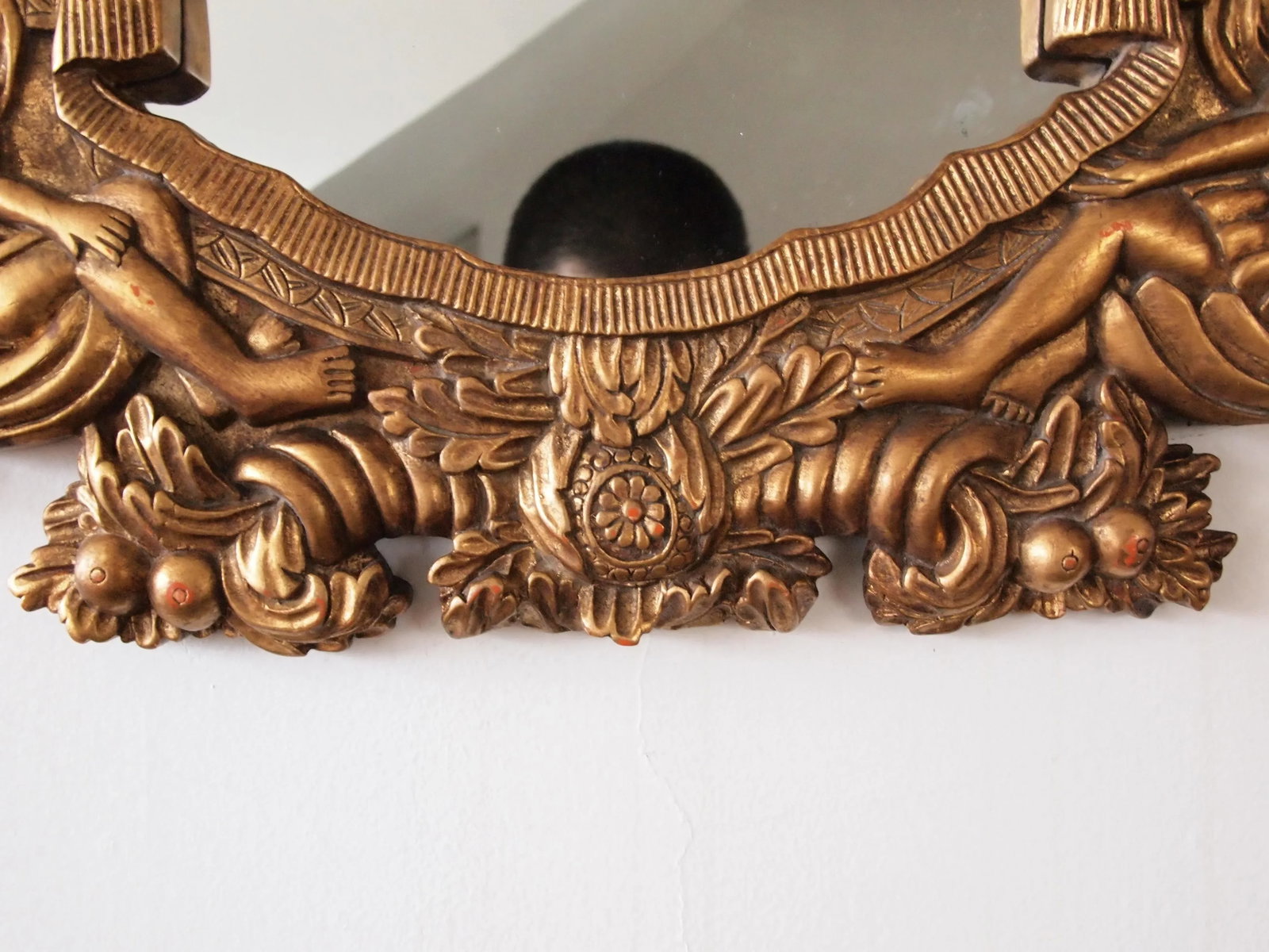 Vintage Rococo Syroco Style Carved Relief Frame Wall Mirrors in Gilt Molded Plaster Native Islander - 6