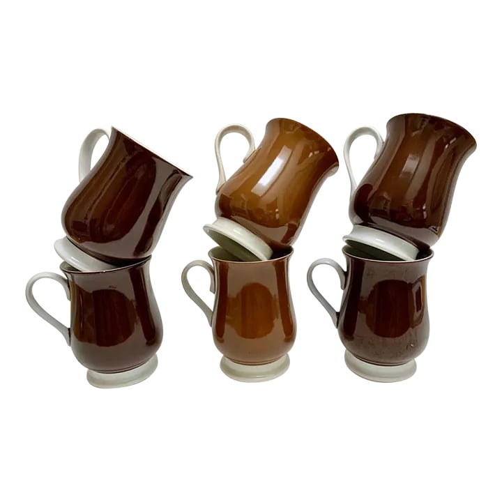 Vintage Fitz & Floyd Cocoa Brown Coffee Mugs- Set of 6: Chocolate brown and white set of six cups or pedestal mugs by Fitz & Floyd. Two lighter brown and four darker toned brown. Set of six total. Condition: Alterations: Original Condition Unaltered