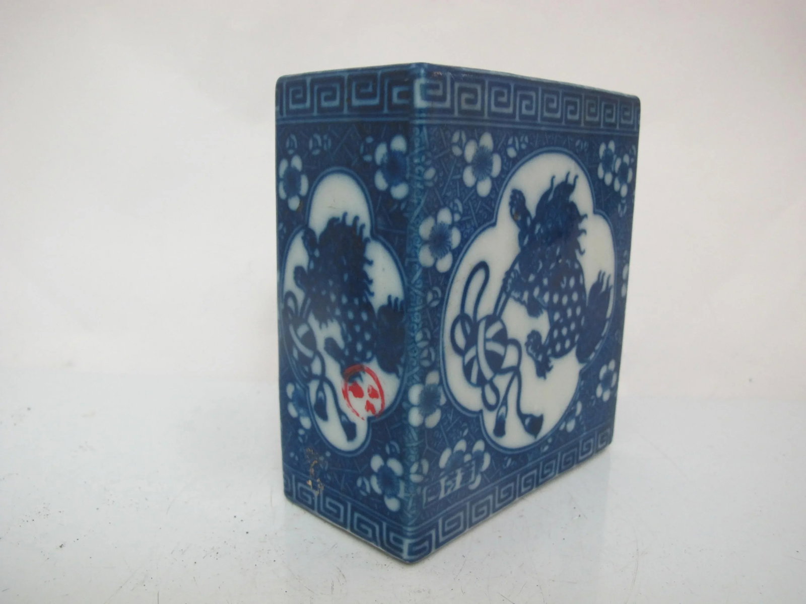 Chinese Blue Porcelain Lion Foo Guardian Dog Yarn Ball Opium Pillow Vase - 2