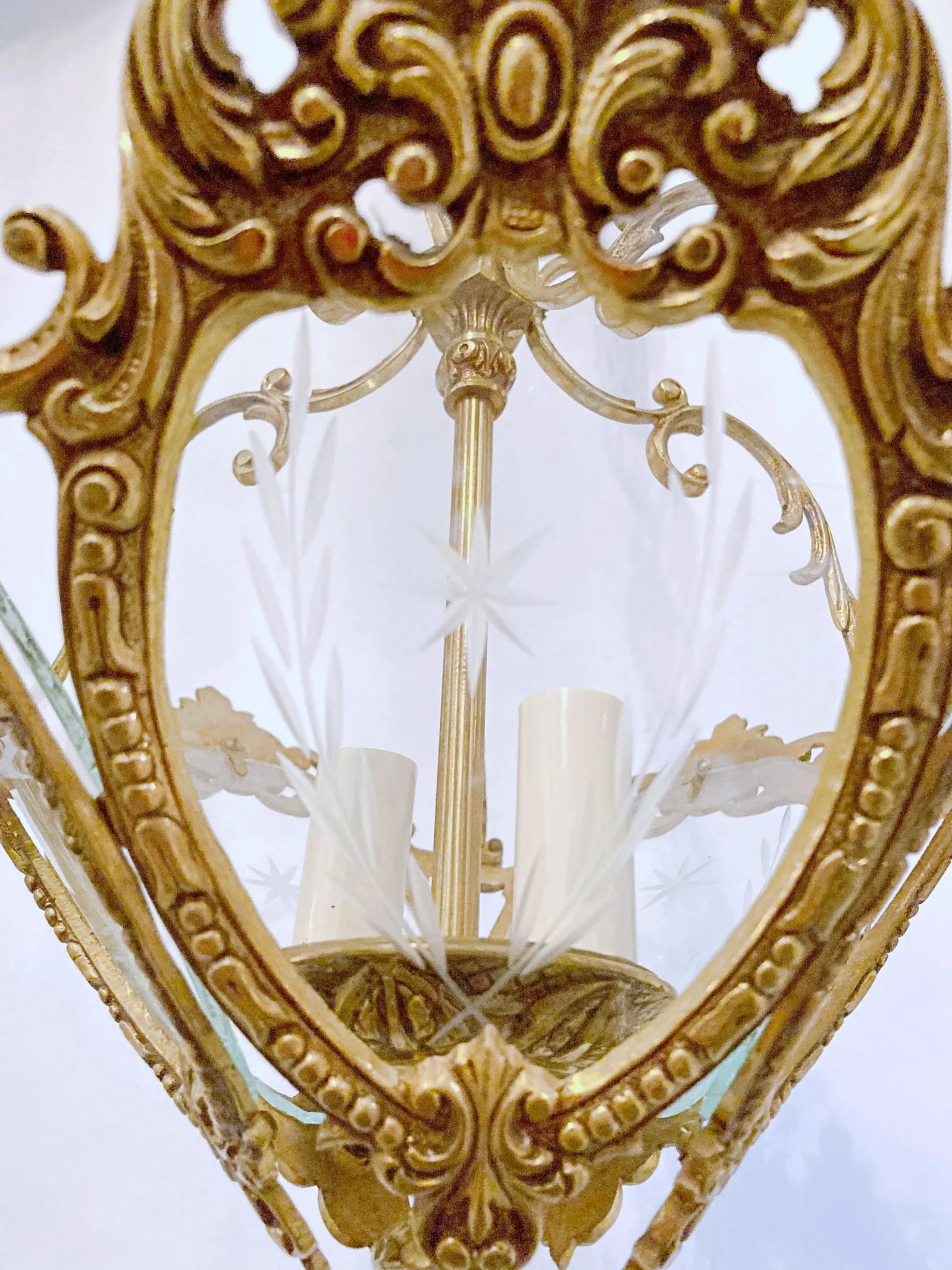 1930s Vintage Bronze Lantern With Etched Glass Panels - 6