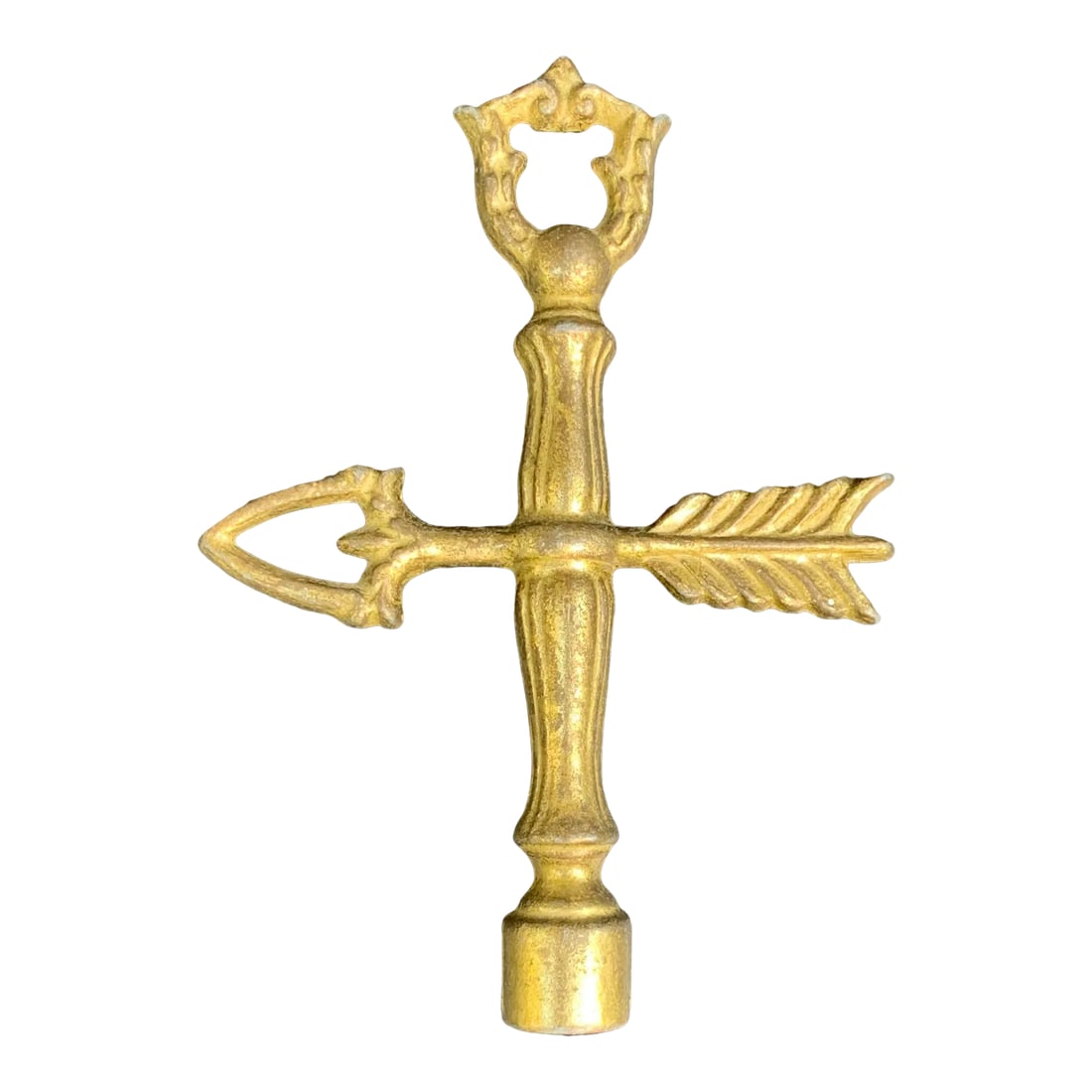 Vintage Brass Bouillotte Lamp Shade Arrow Finial: Vintage brass finish metal lampshade finial in the form of a columnar post with a cross arrow. This is the ideal form to top off a vintage bouillotte candle base lamp! Would also be great for other cl