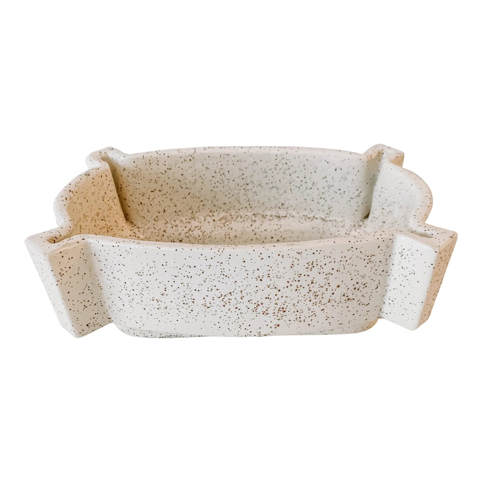 Vintage Mid Century McCoy Style White Speckled Planter or Cachepot: Vintage mid century geometric McCoy style planter or cachepot. White ceramic with brown and black spots. In excellent condition. No chips or cracks. Condition: Alterations: Original Condition Unaltere