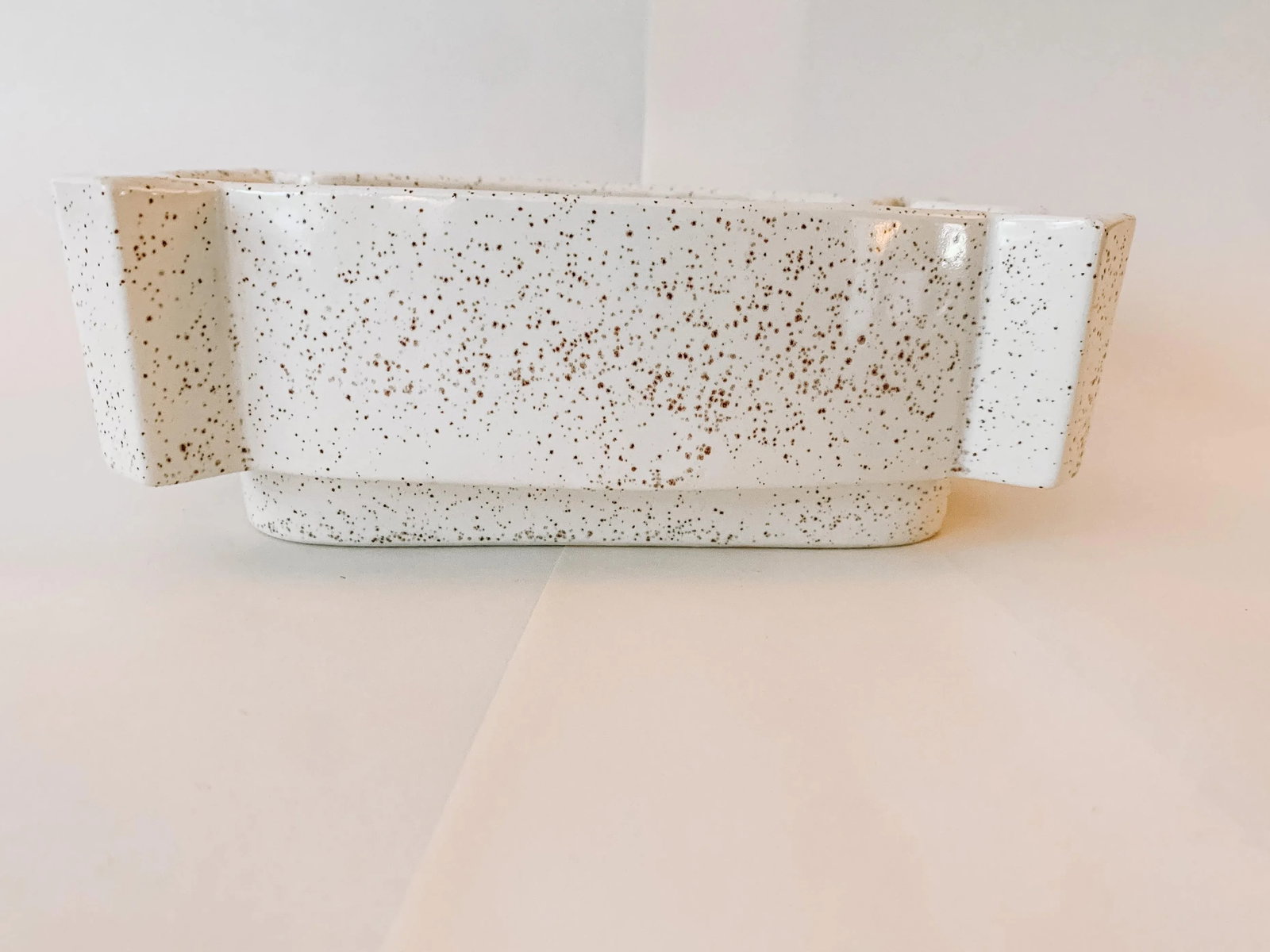 Vintage Mid Century McCoy Style White Speckled Planter or Cachepot - 3