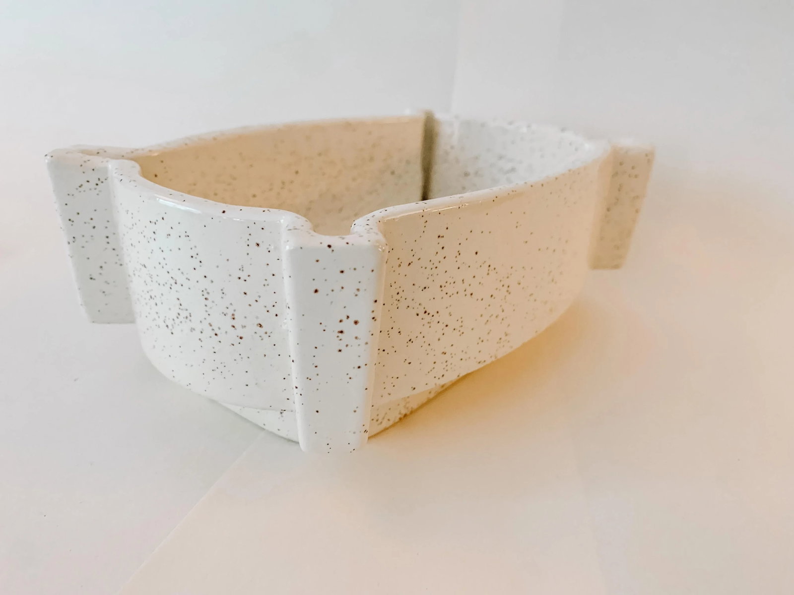 Vintage Mid Century McCoy Style White Speckled Planter or Cachepot - 6