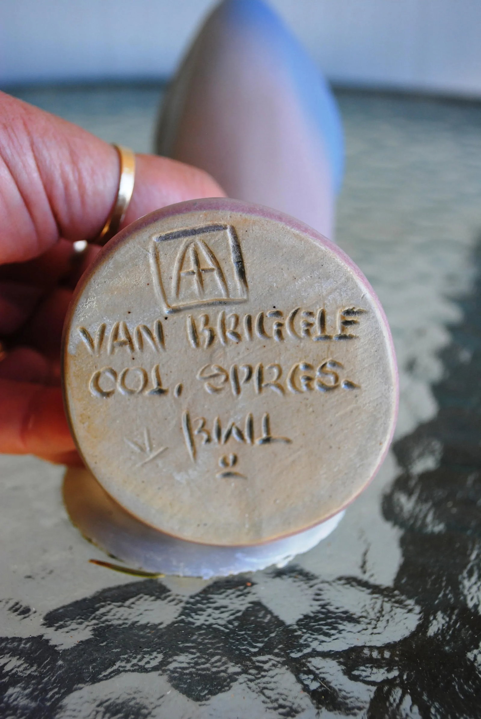 Van Briggle "Jack in Pulpit" Dusty Rose Ceramic Vase - 5