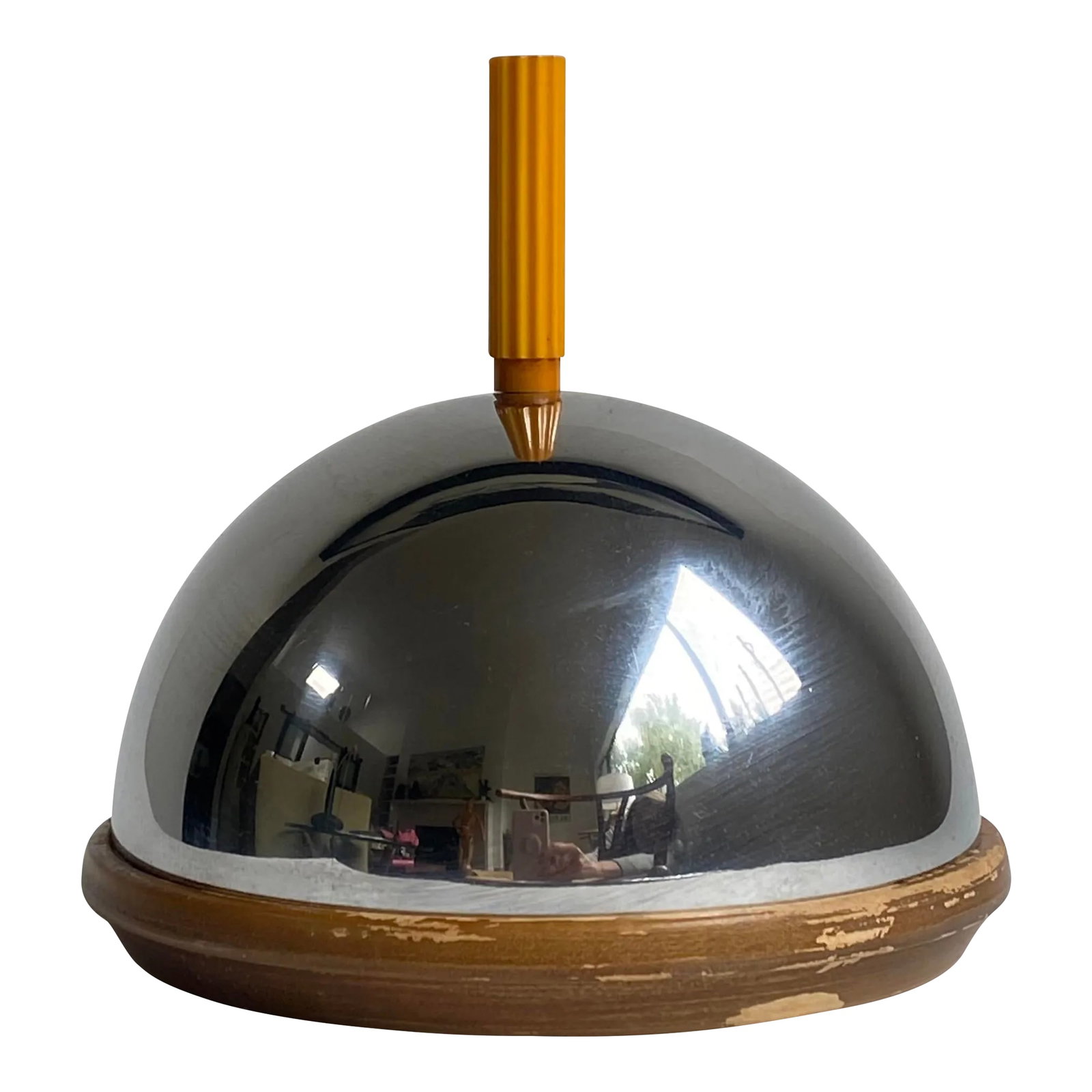 1920s Art Deco Revere Stainless Steel & Wood Cheese Dome With Bakelite Handle: Beautiful and hard to find cheese dome set. Made of stainless steel with a wooden base and adorned with a Bakelite handle. Classic Art Deco design. Measures approximately 7" h and 6.5" in diameter.