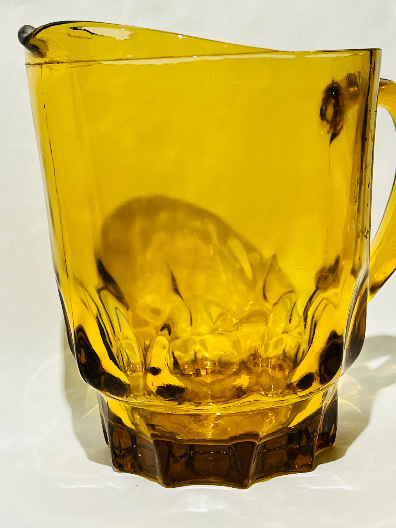 Vintage Hazel Atlas Amber Glass Thumbprint Pitcher, Heavy Handled 64 Oz Pitcher - 5