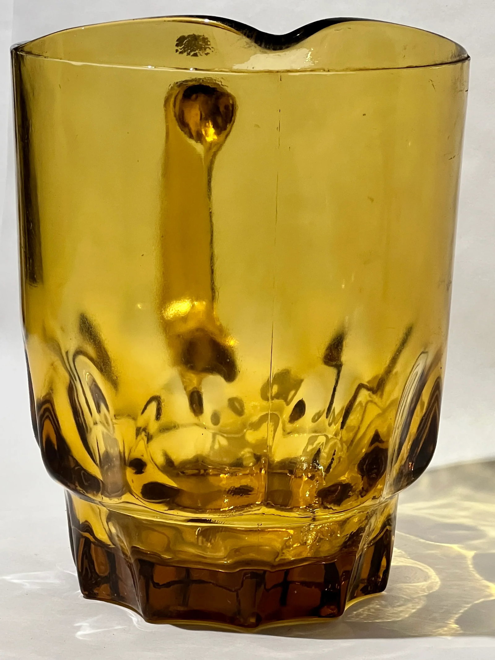 Vintage Hazel Atlas Amber Glass Thumbprint Pitcher, Heavy Handled 64 Oz Pitcher - 7