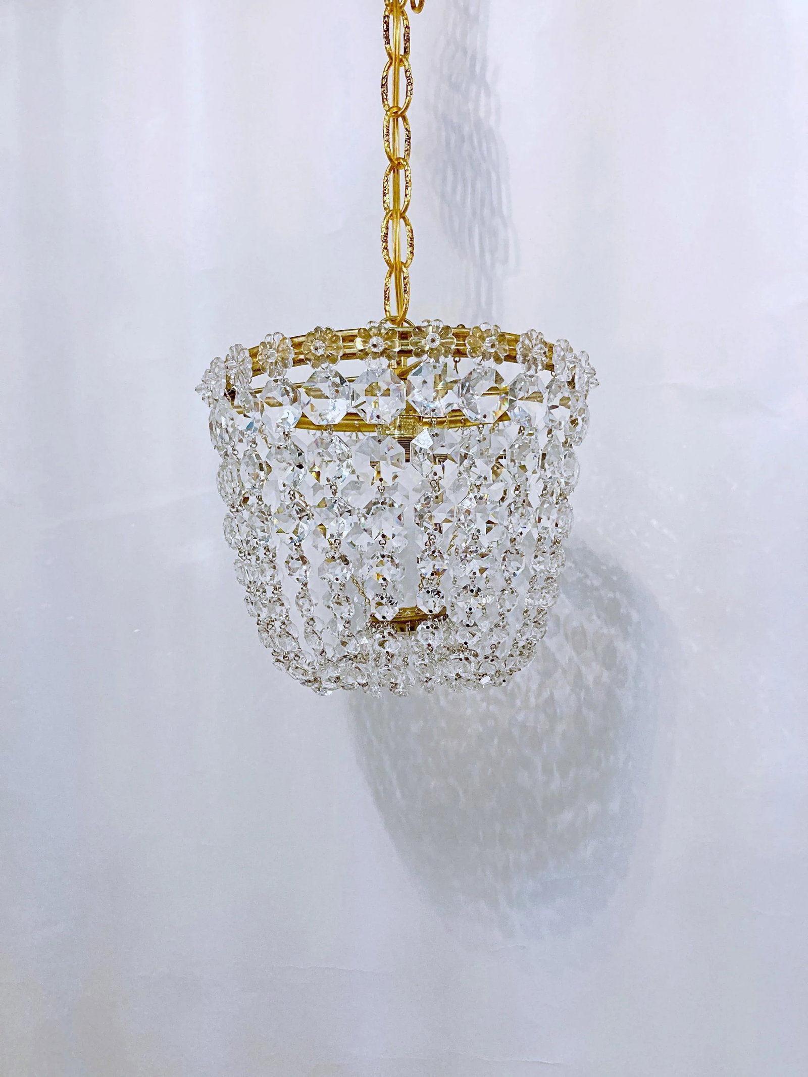 1950s Italian Brass Basket Chandelier With Rossettes - 10