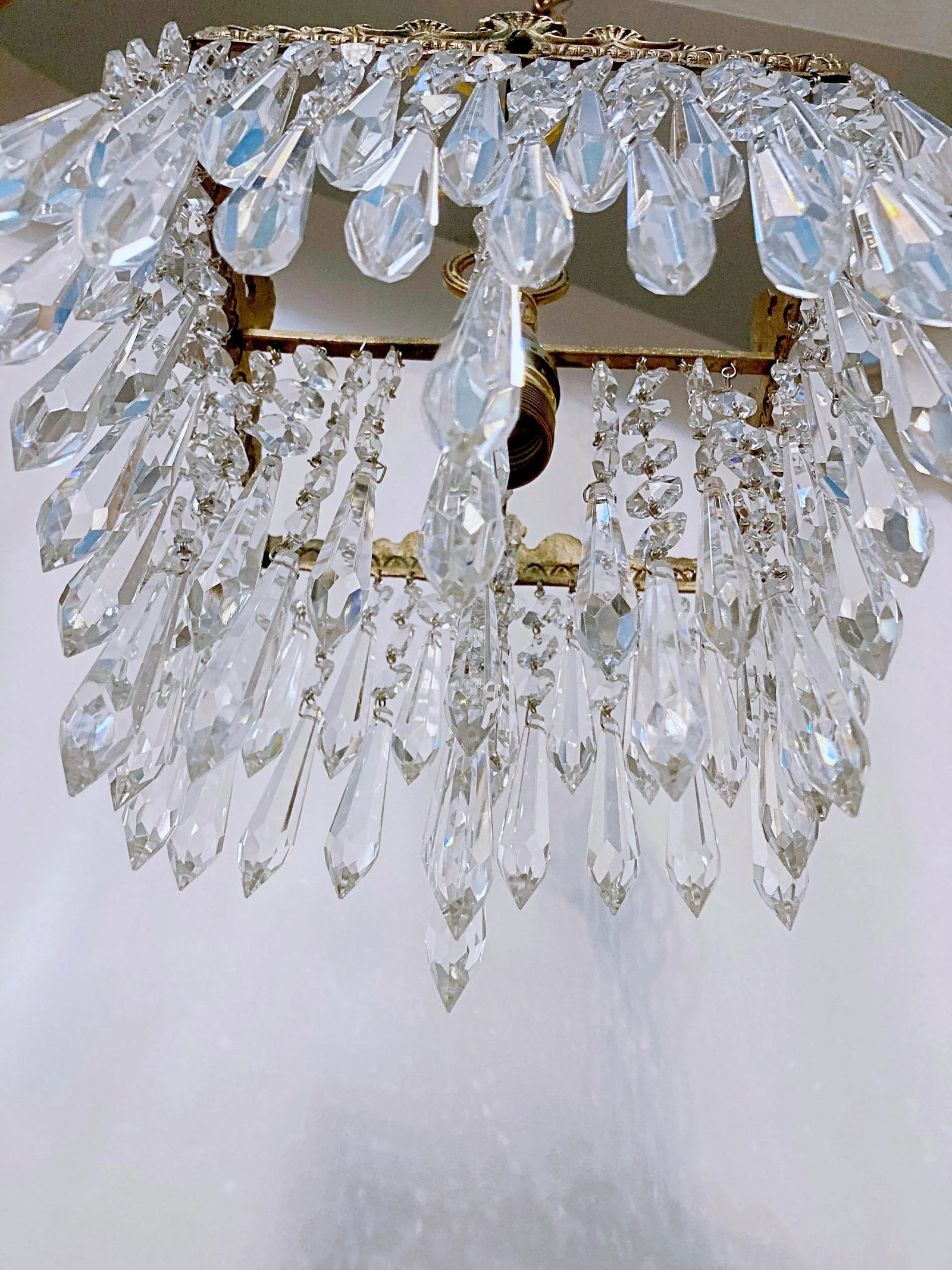 1920's Italian Brass Rim Chandelier - 10