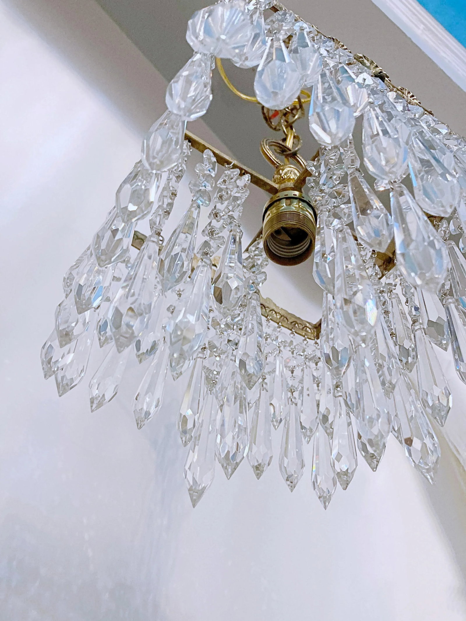 1920's Italian Brass Rim Chandelier - 8